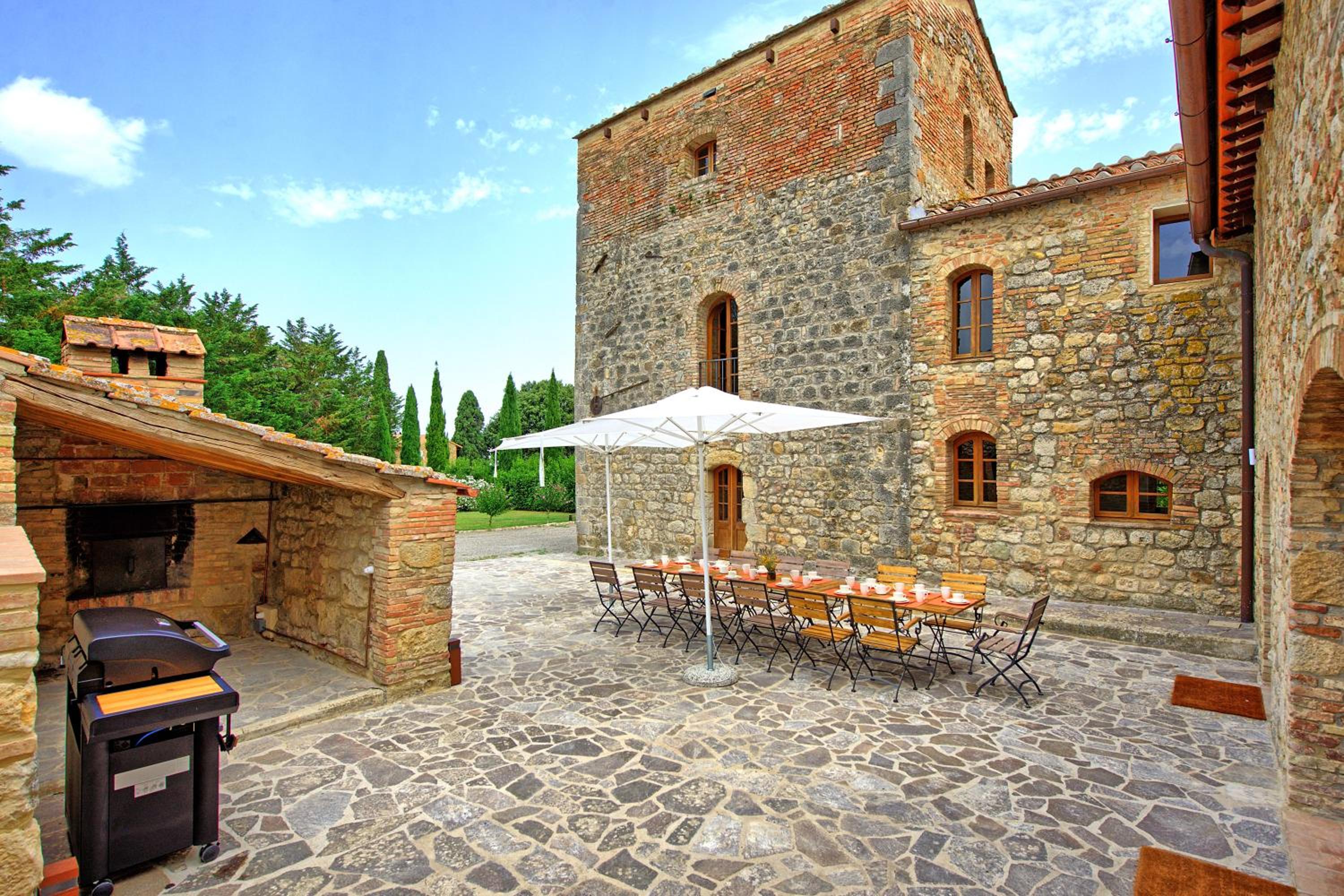 Villa Simone by PosarelliVillas