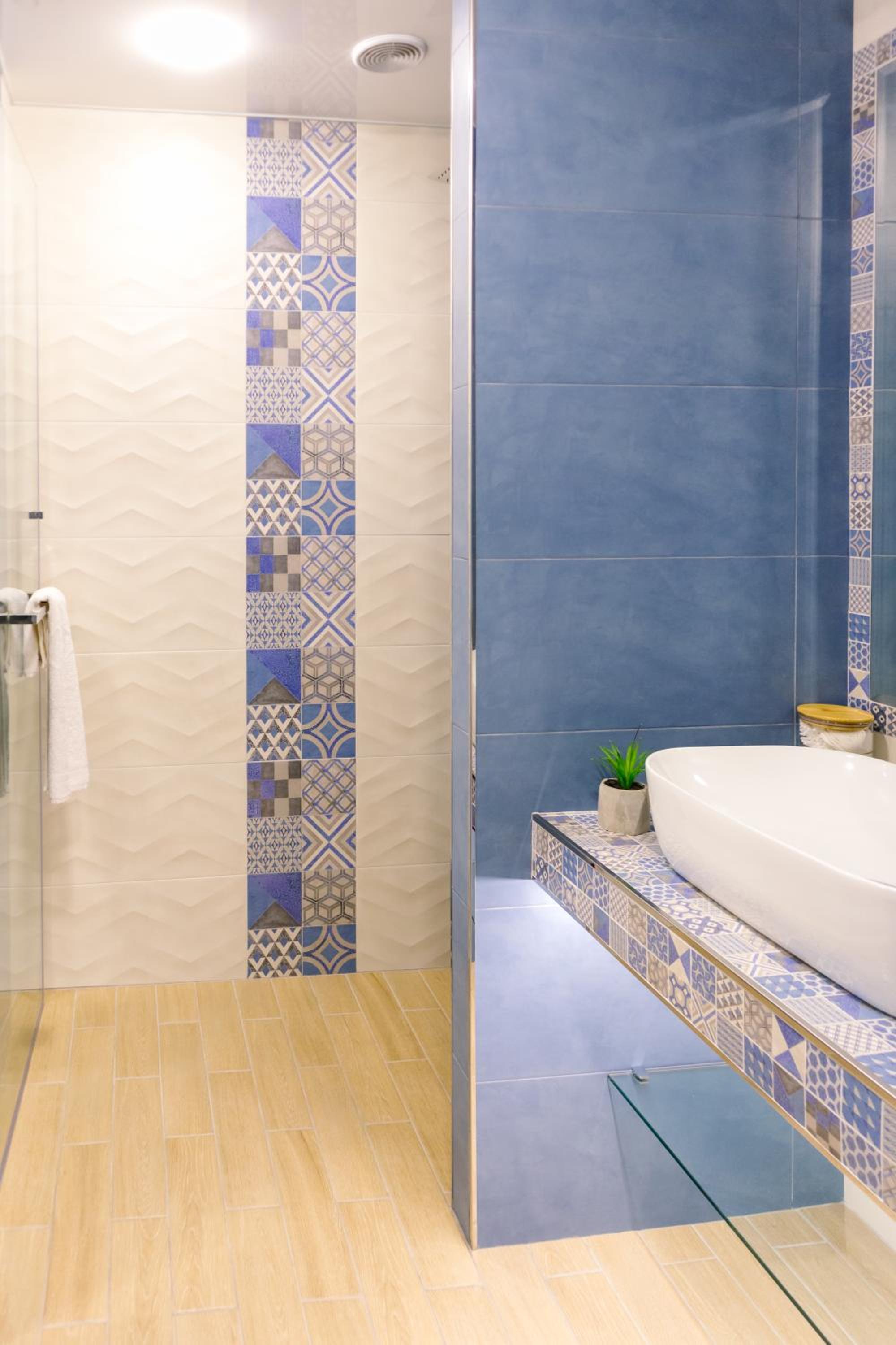 hotelise I Indigo Apartment
