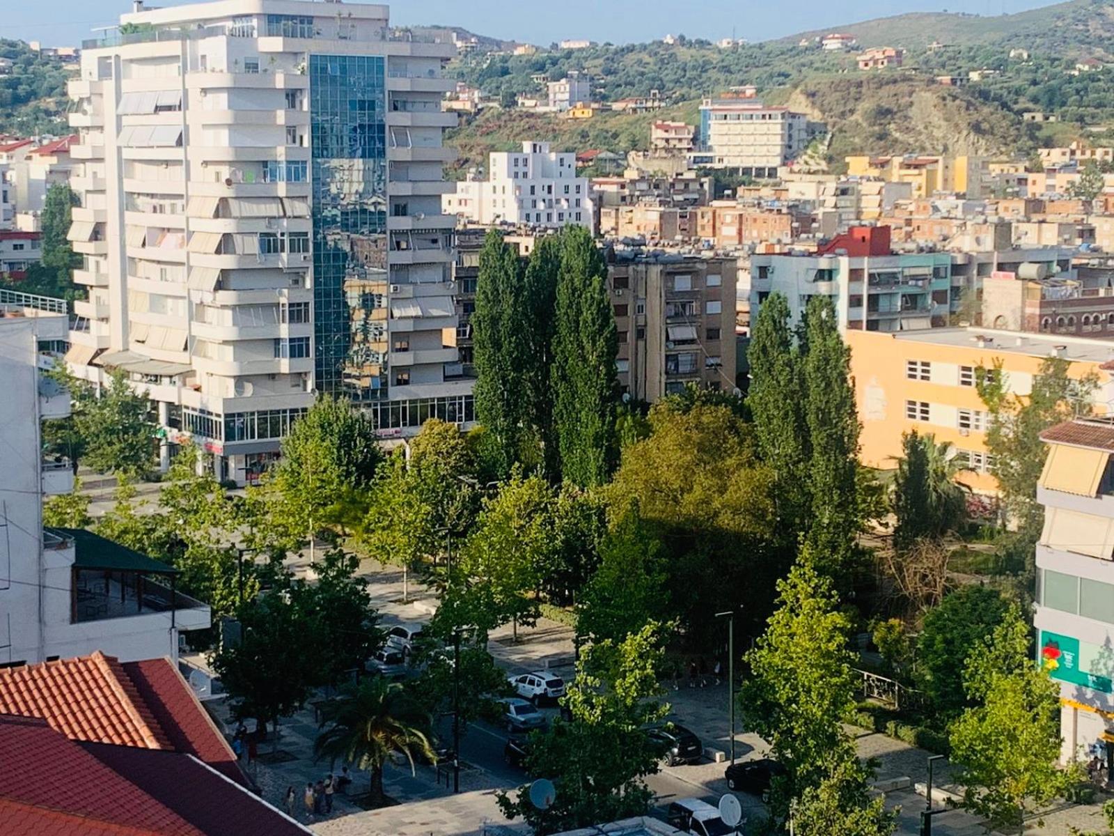 H Apartment Vlorë