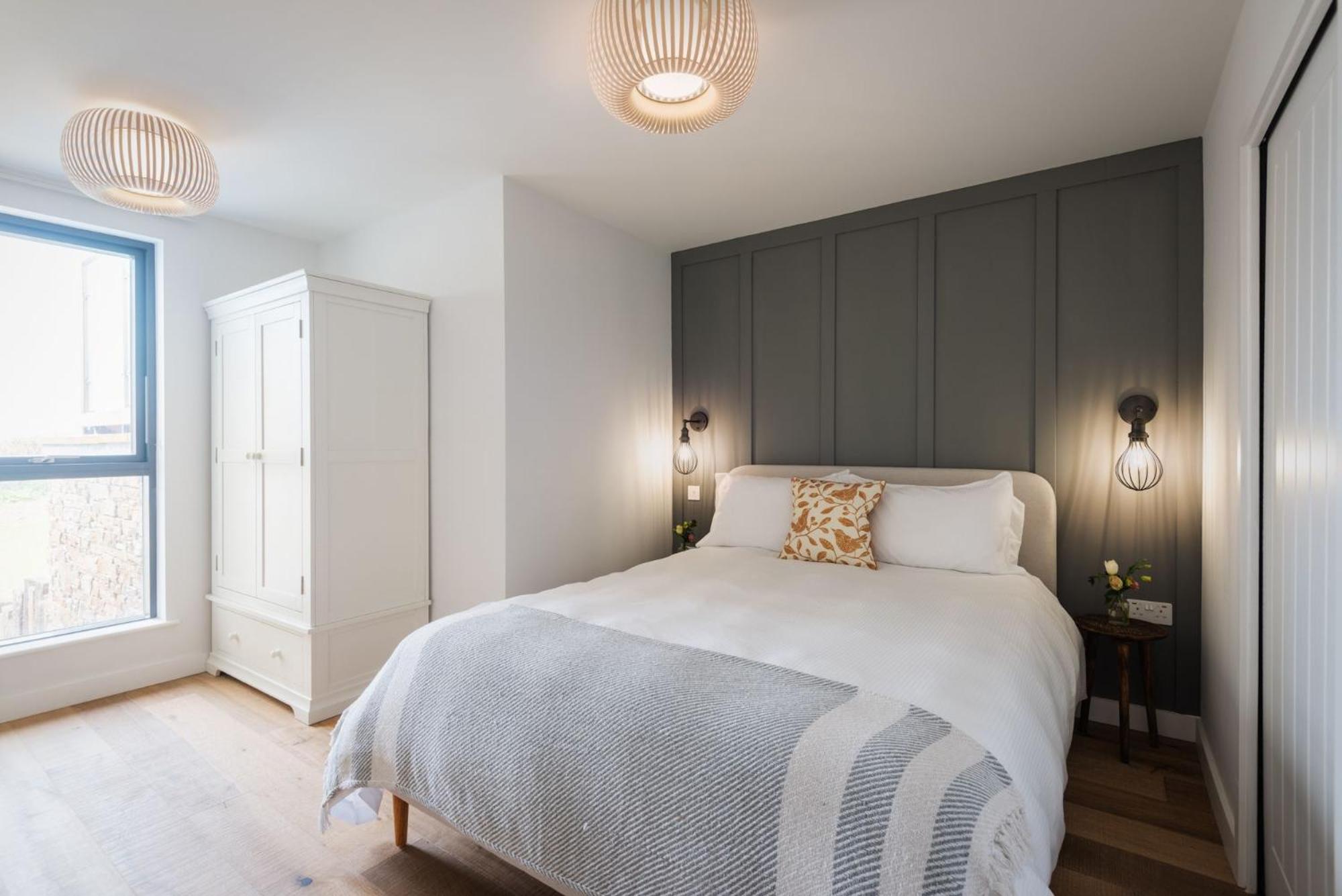 Apartment 4, Carswell Cove view 3