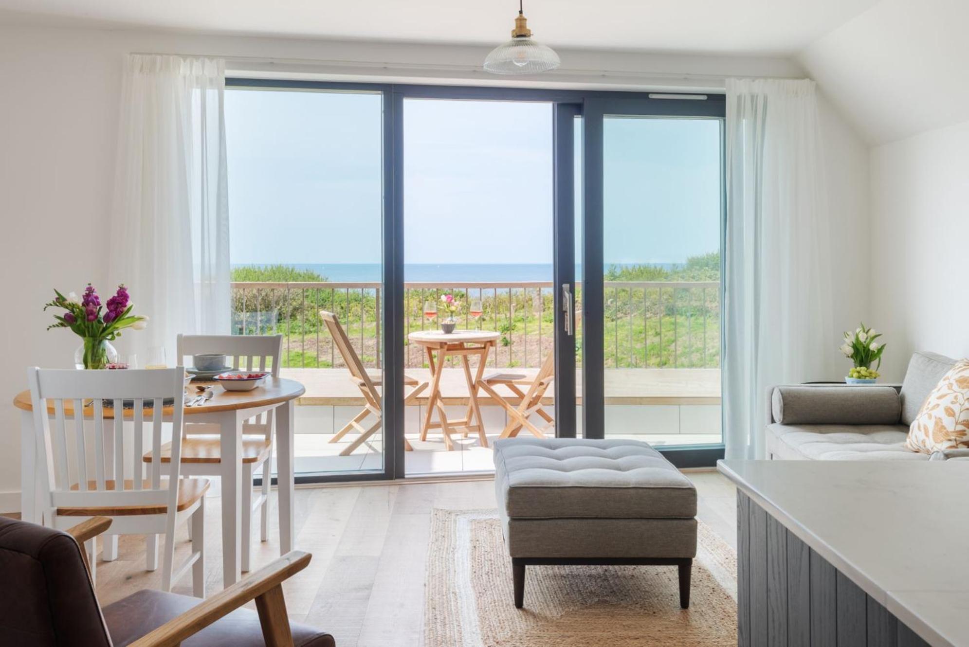 Apartment 14, Withie Cove view 2
