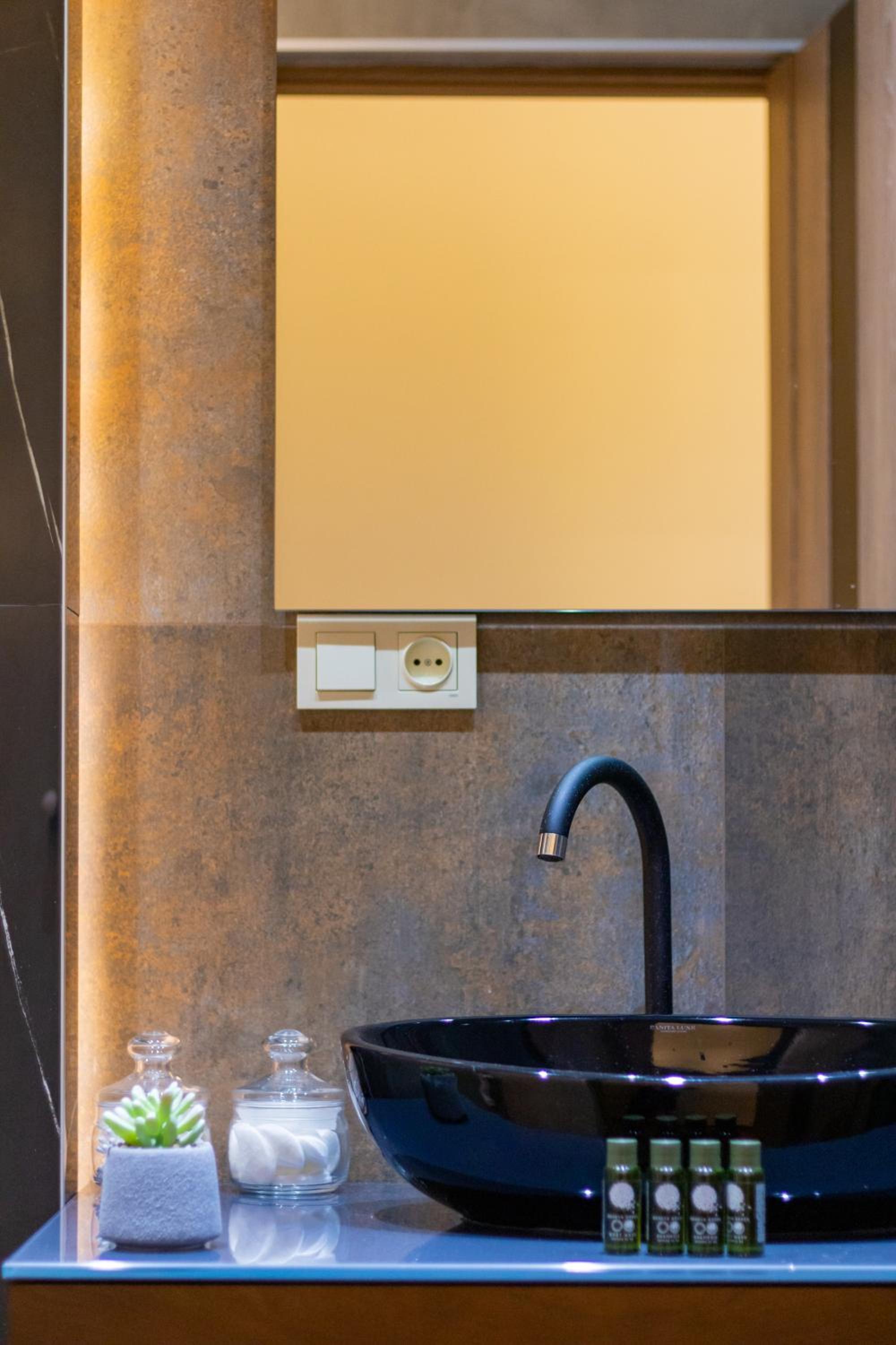 hotelise I Leo Apartment