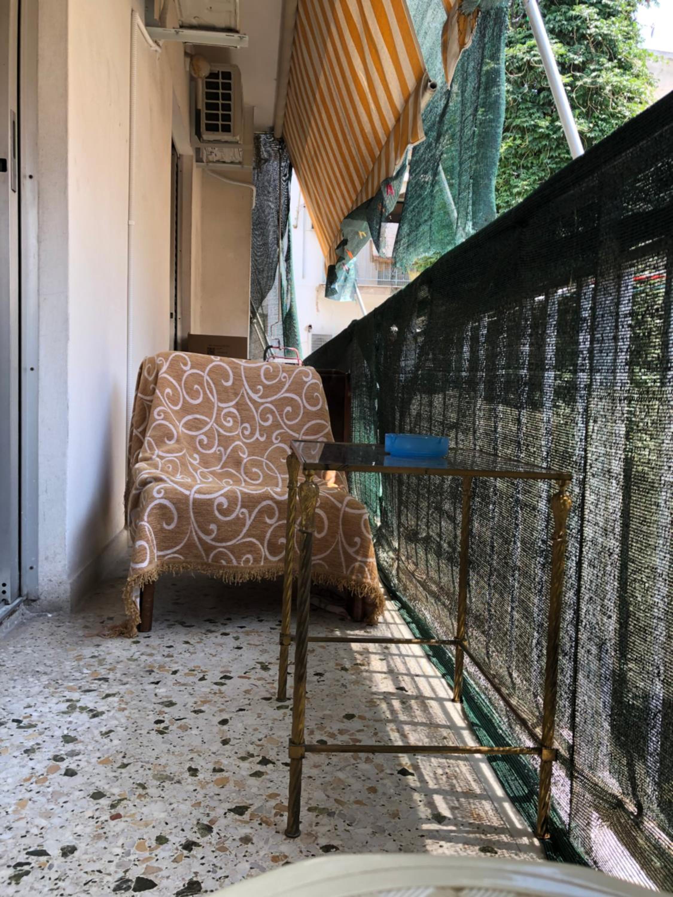 Spacious Double room in the Center of Athens