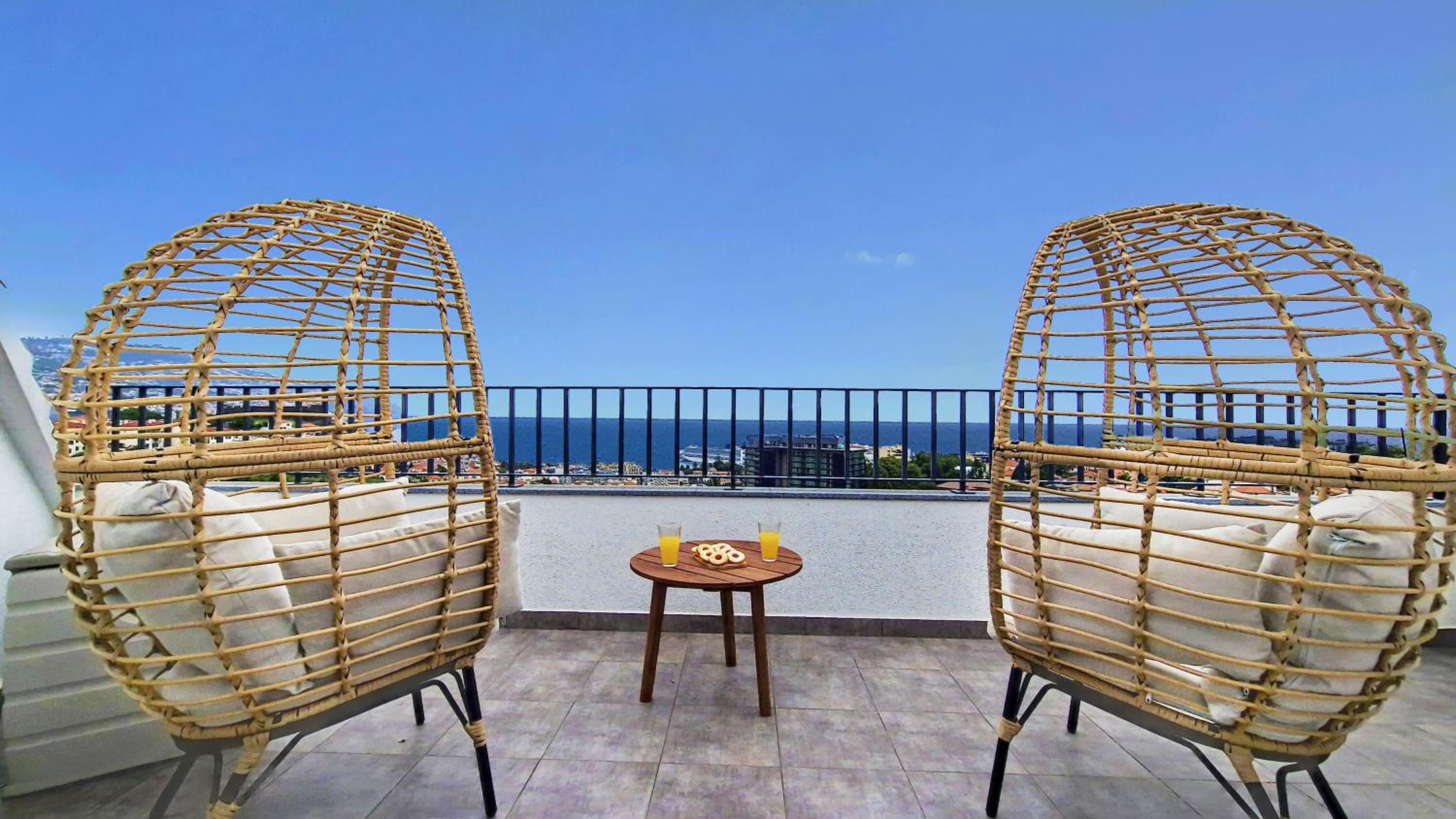 Costa Vista by LovelyStay view 3