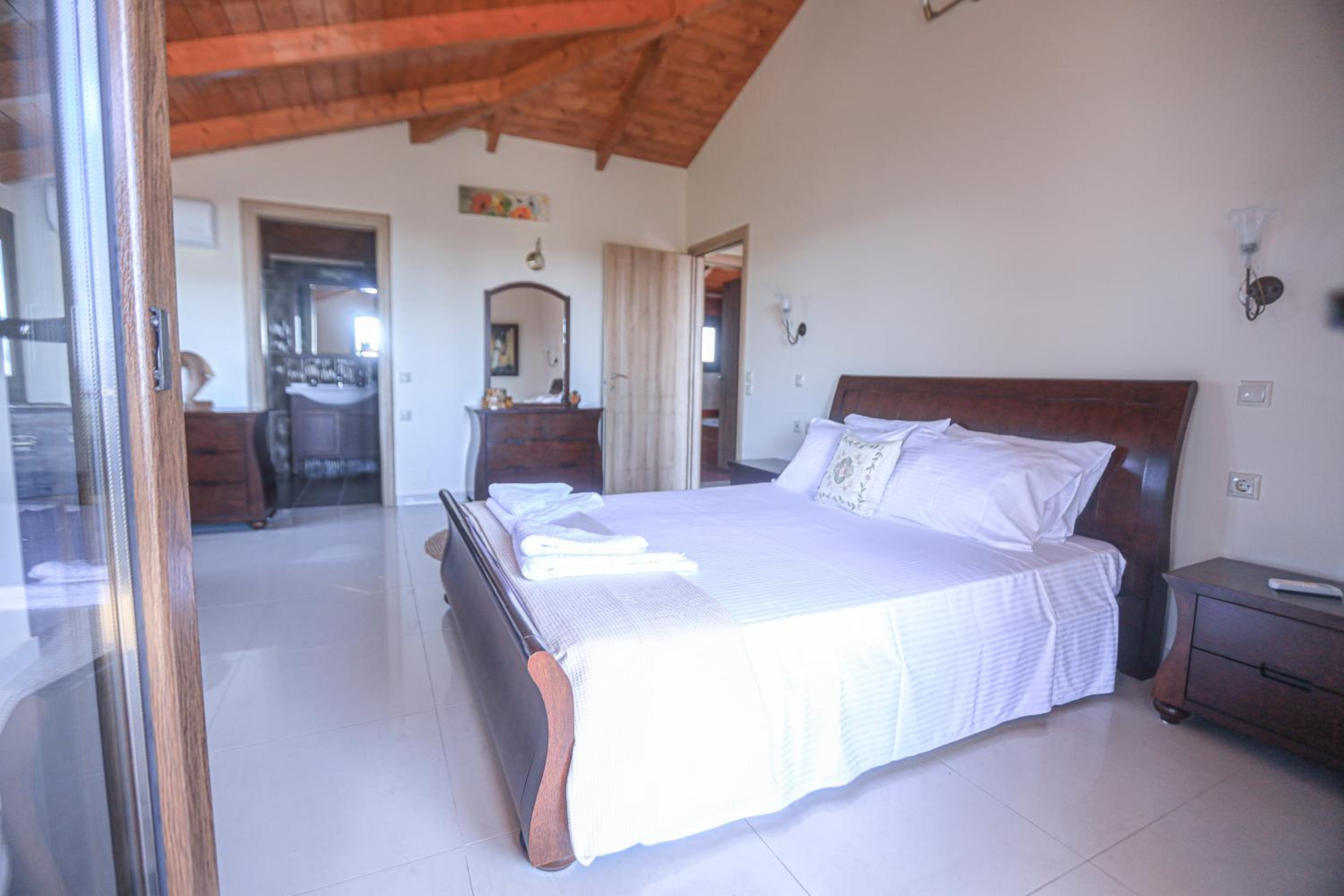 Villa Hestia - Seaview Serenity Villa with Private Pool by Villa Mana Gers