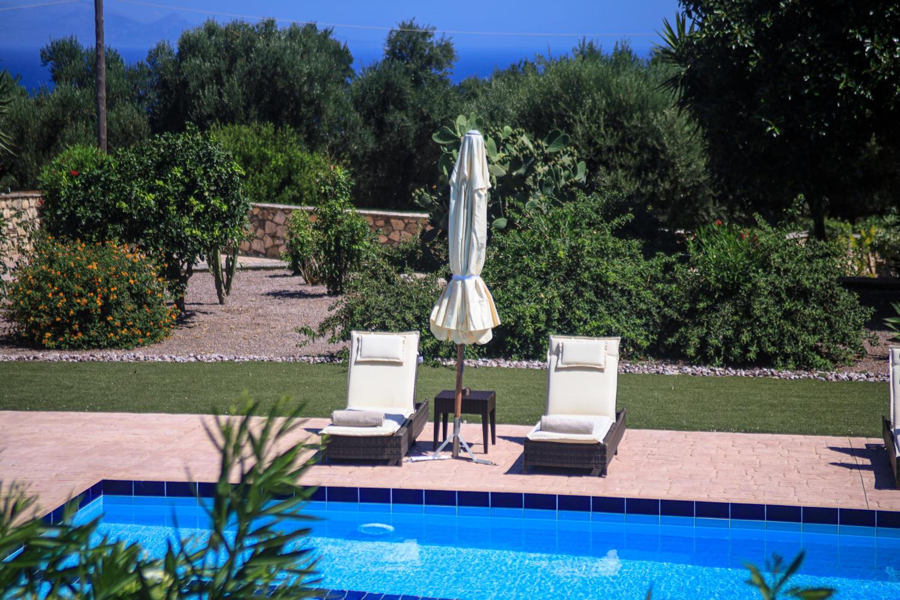 Villa Hestia - Seaview Serenity Villa with Private Pool by Villa Mana Gers