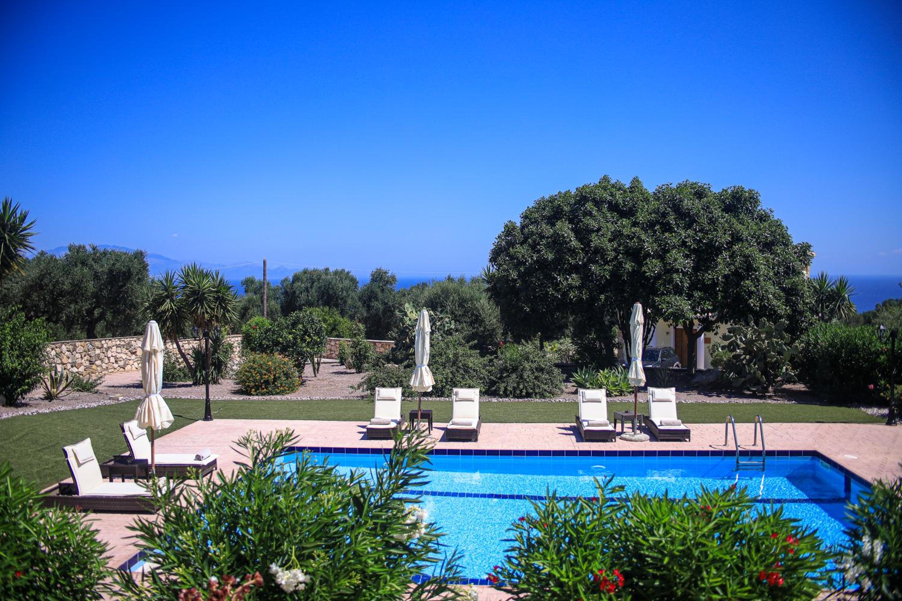 Villa Hestia - Seaview Serenity Villa with Private Pool by Villa Mana Gers