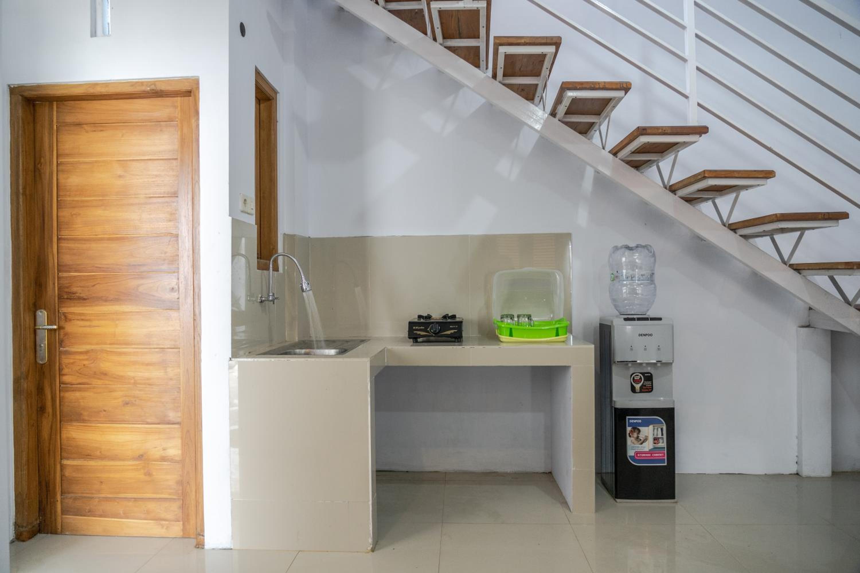Azalia Homestay