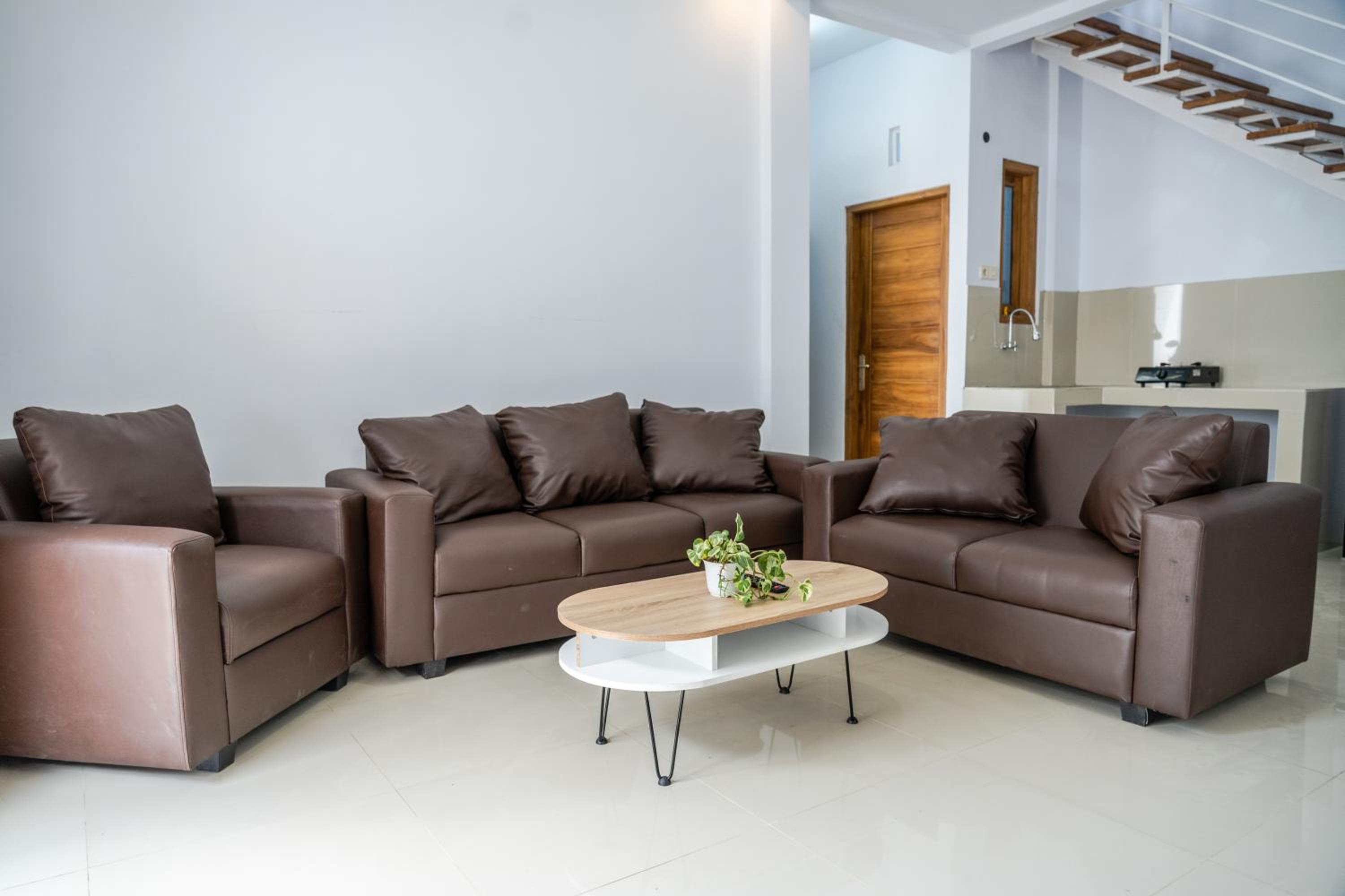 Azalia Homestay