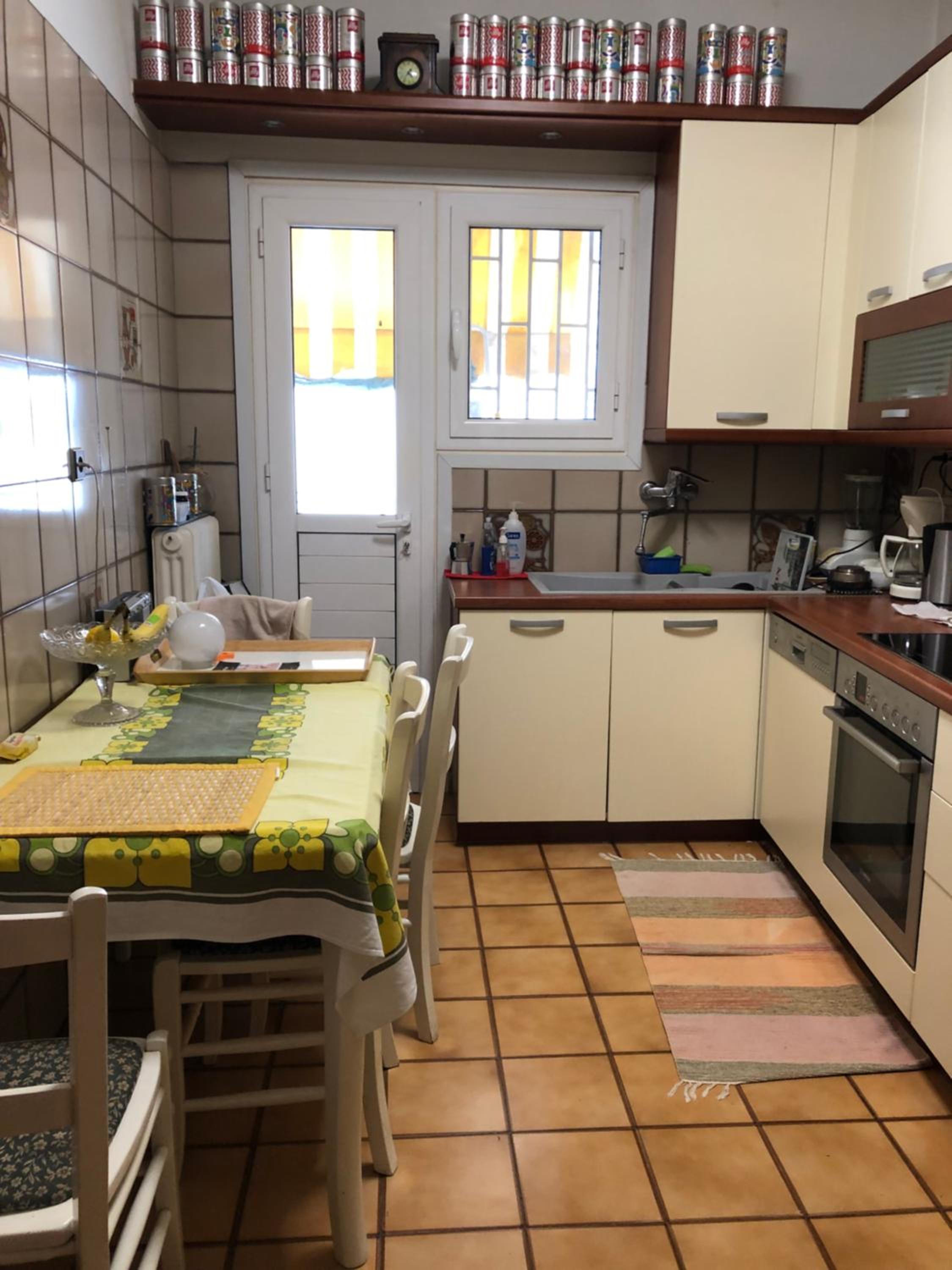 Spacious Double room in the Center of Athens