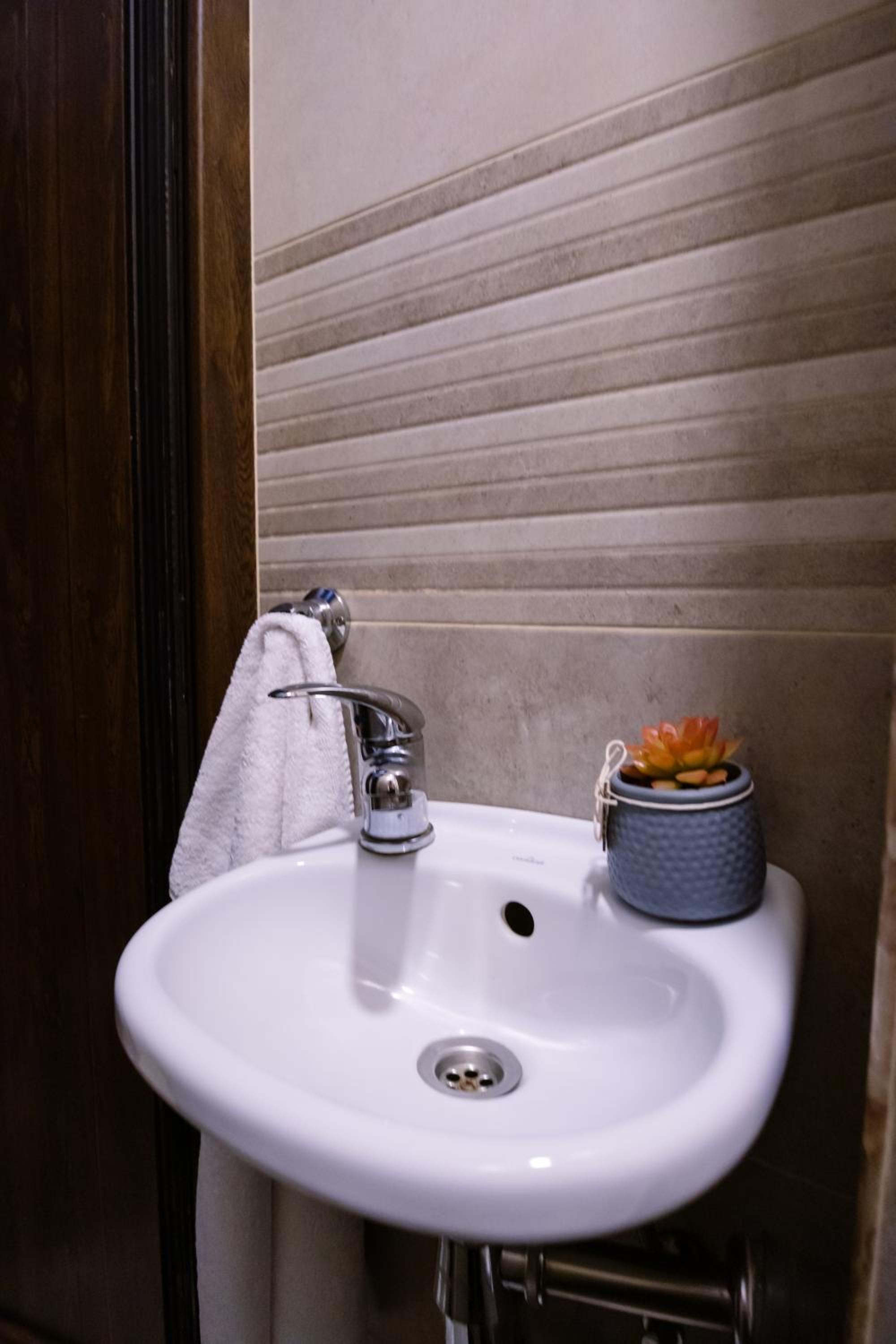 hotelise I Mocha Apartment