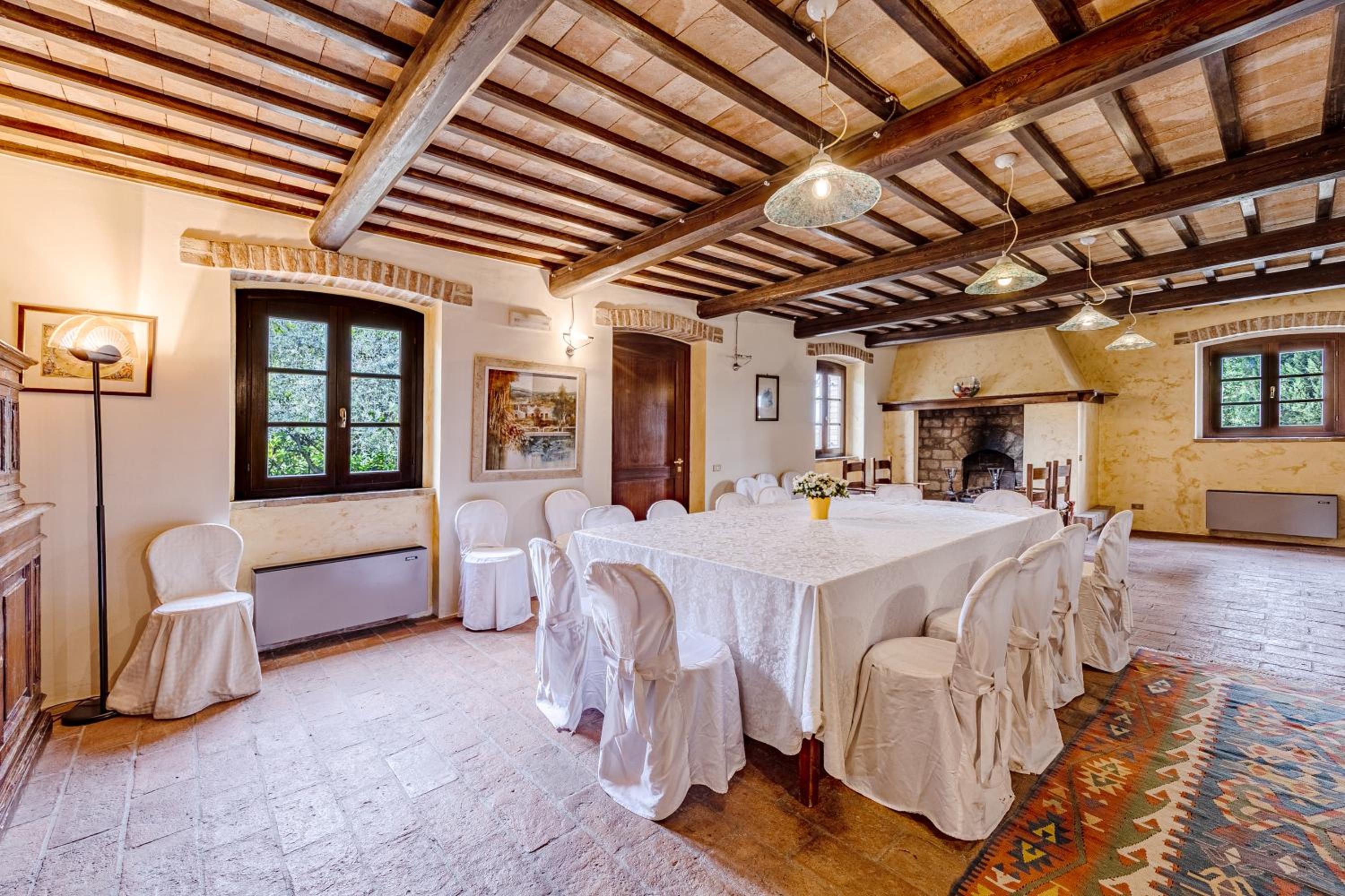 Villa Del Colle - Happy Rentals view 2