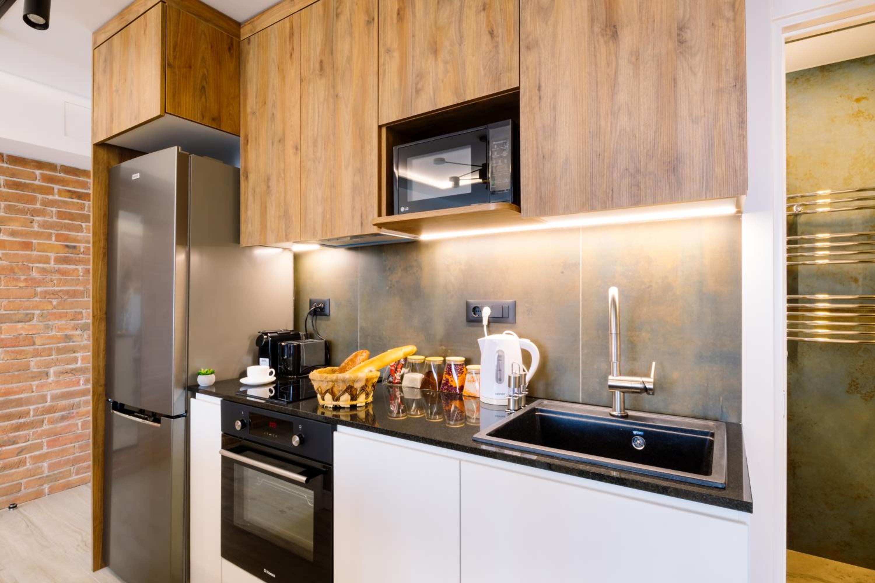 hotelise I MoulinRouge Apartment