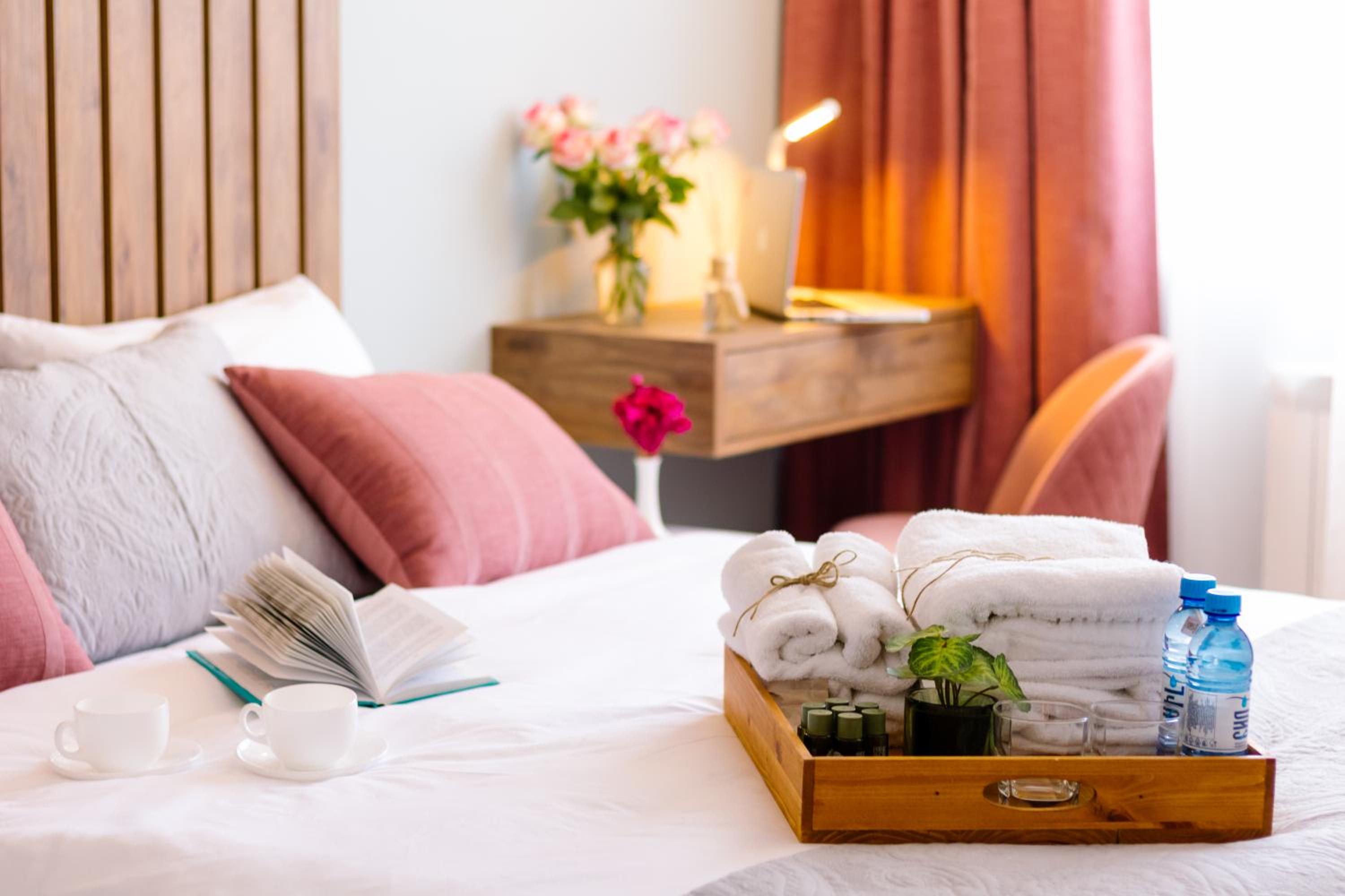 hotelise I MoulinRouge Apartment