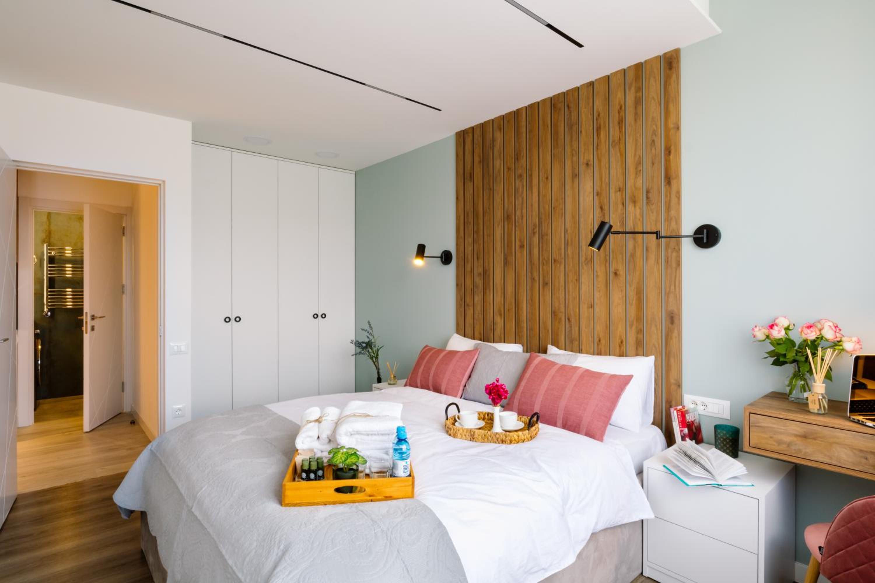 hotelise I MoulinRouge Apartment