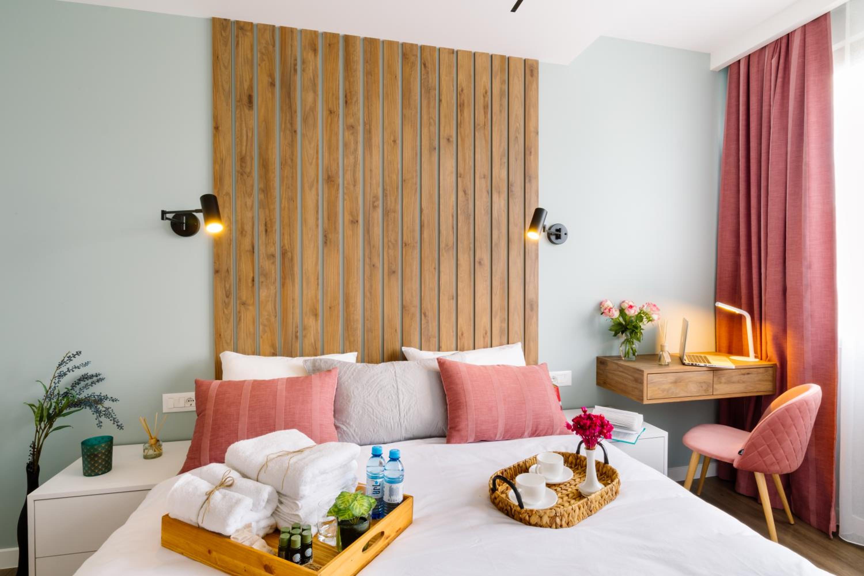 hotelise I MoulinRouge Apartment