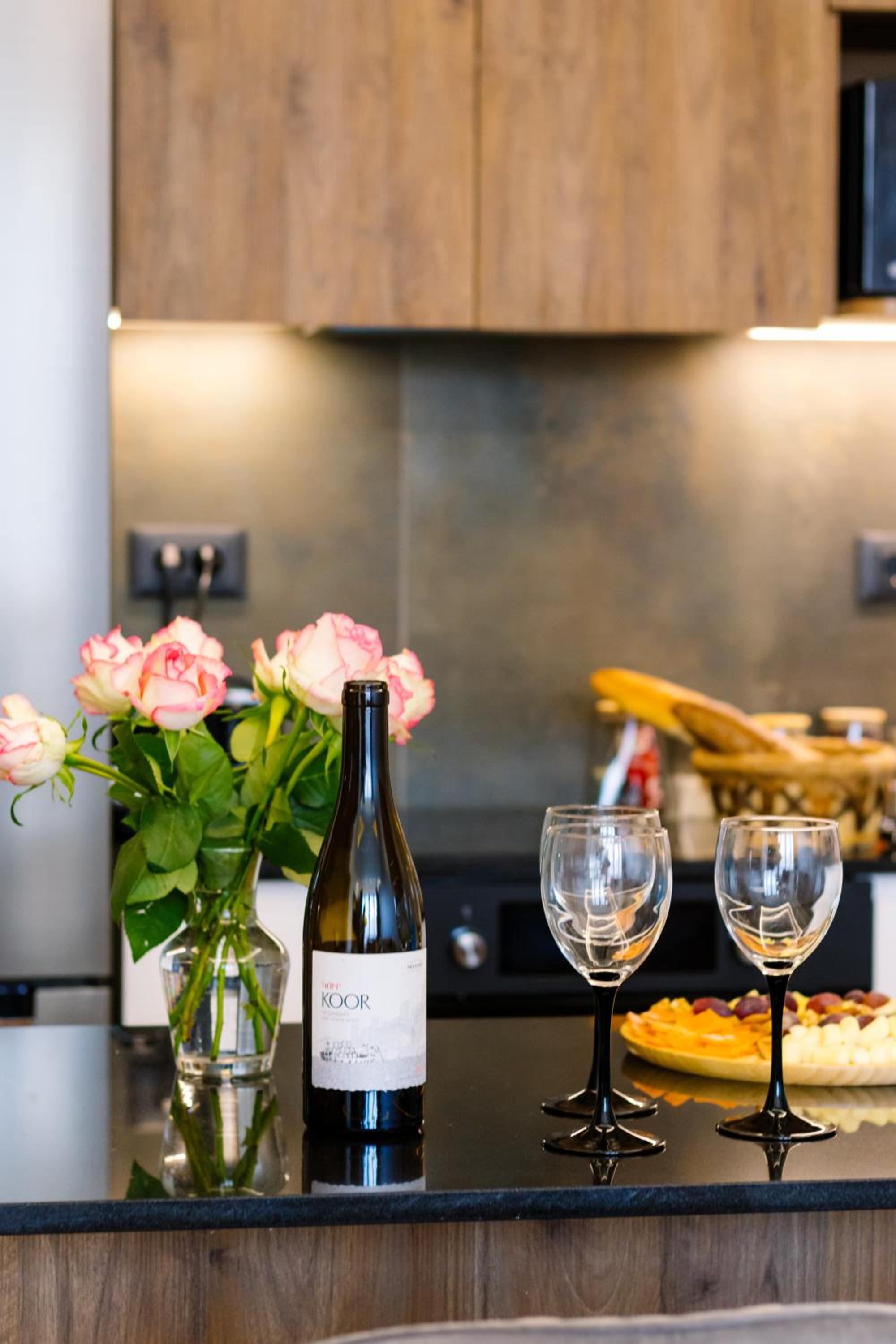 hotelise I MoulinRouge Apartment
