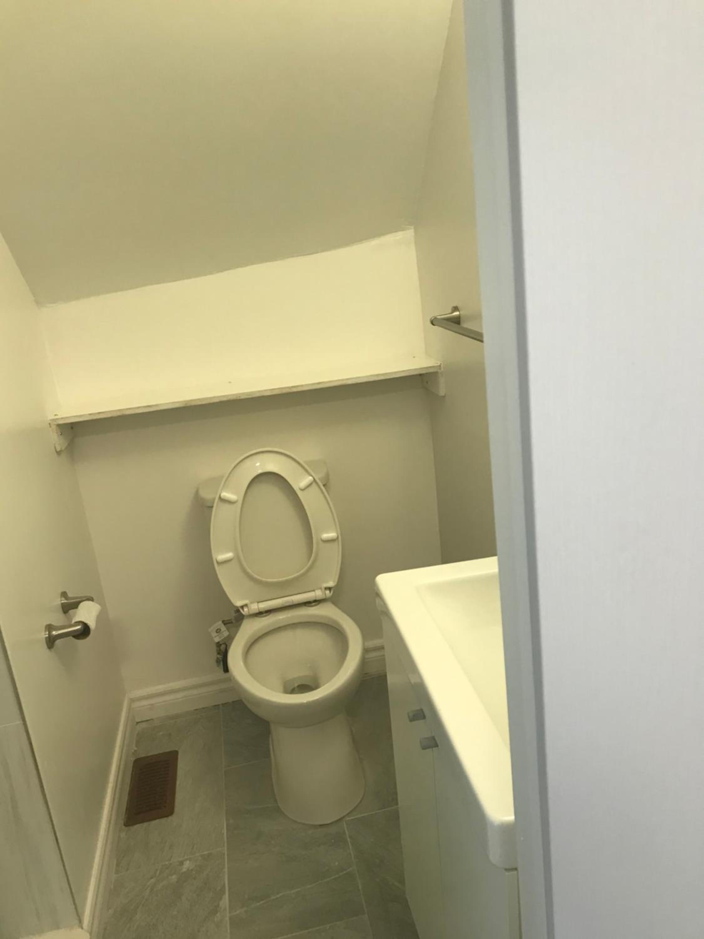 Double Room with SHARED Bathroom 536B
