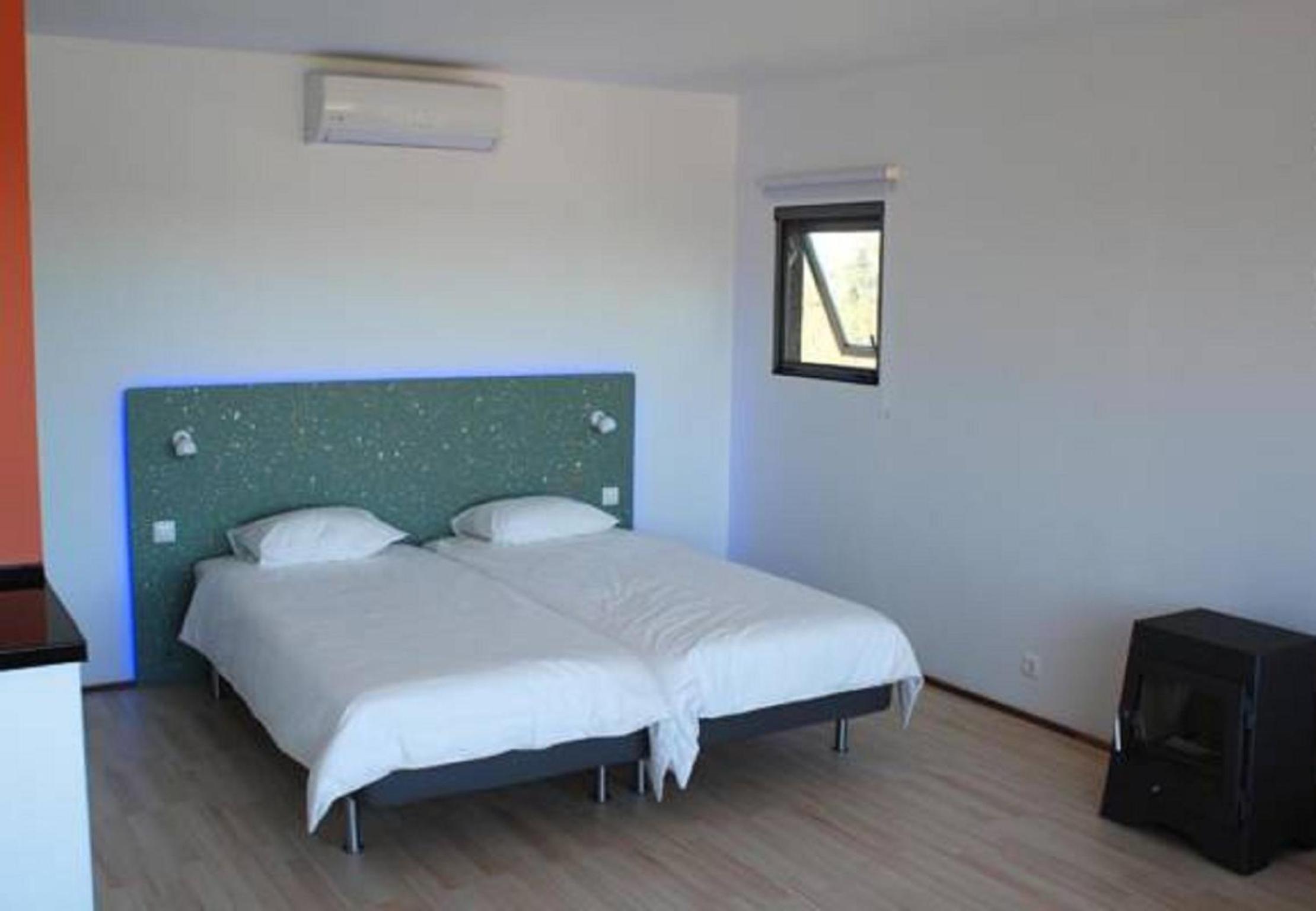 Bubulcus and Bolotas - Off Grid Nature Holiday Home view 5