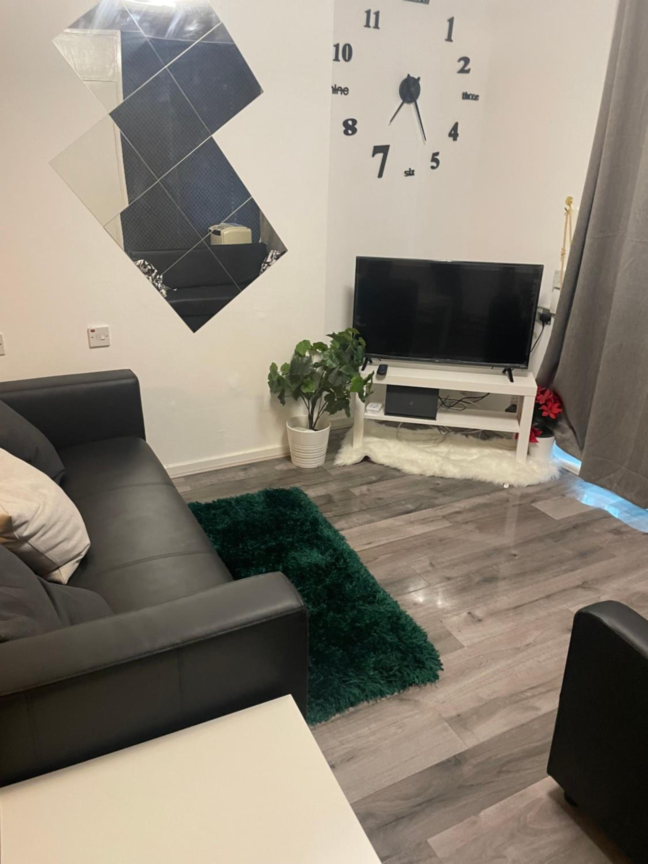 Two bedroom flat in Greenwich near the 02