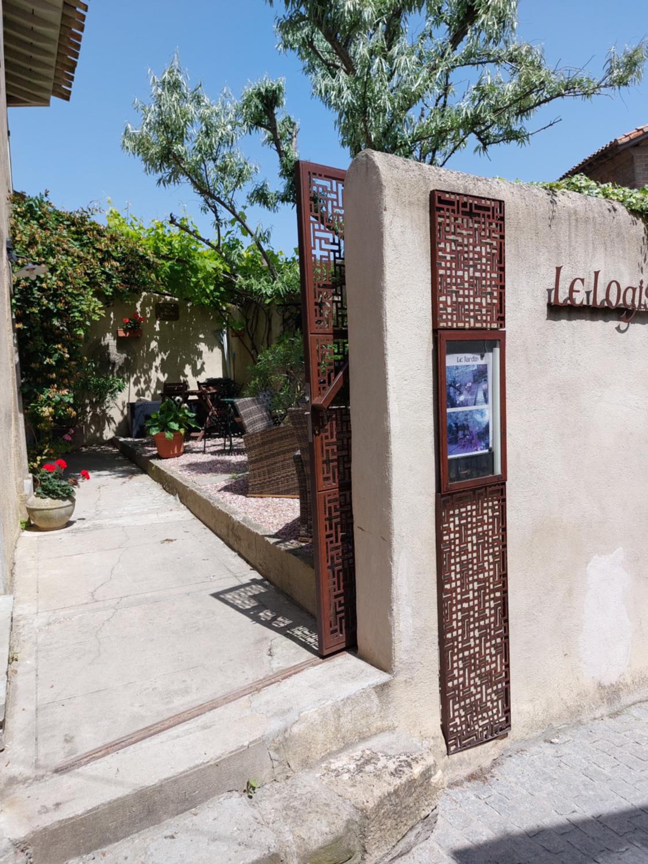 Le Logis des Remparts à l'intérieur de la Cité médiévale, Jardin privé, Parking inclus view 4