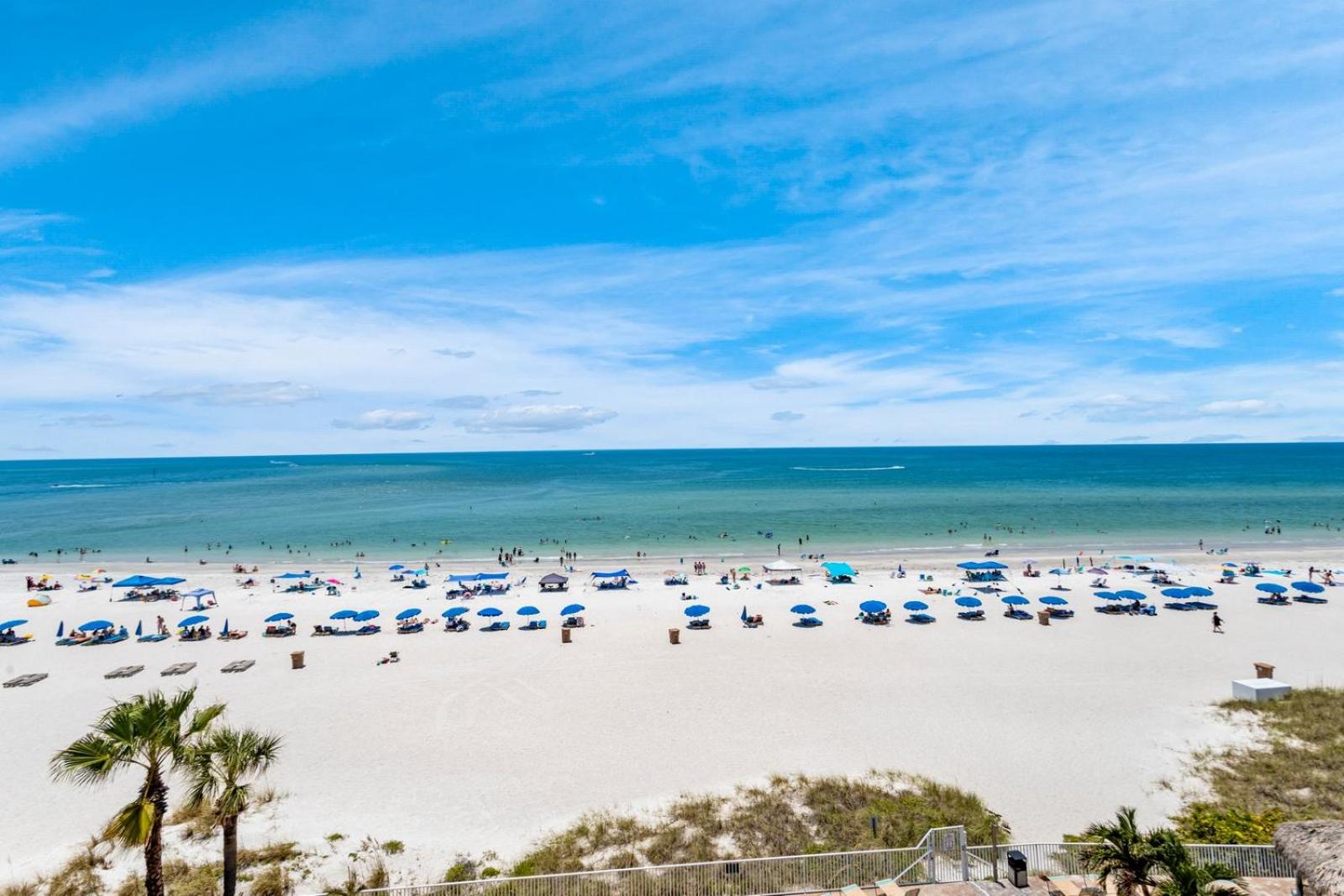 Direct Beachfront 1b 1b Corner - Sandy Shores #501