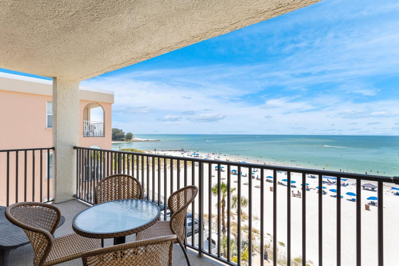 Direct Beachfront 1b 1b Corner - Sandy Shores #501
