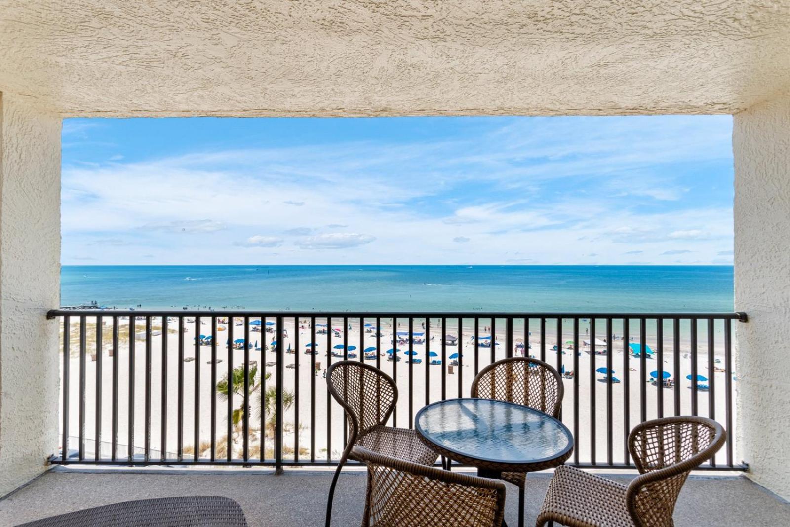 Direct Beachfront 1b 1b Corner - Sandy Shores #501