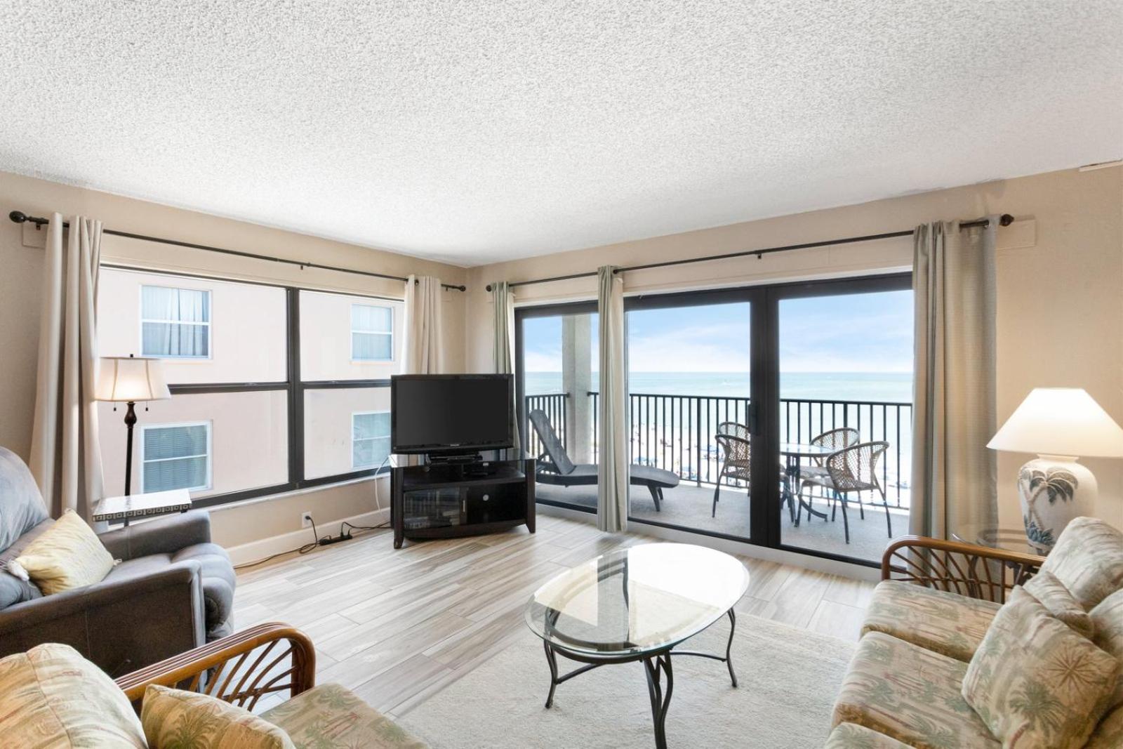 Direct Beachfront 1b 1b Corner - Sandy Shores #501