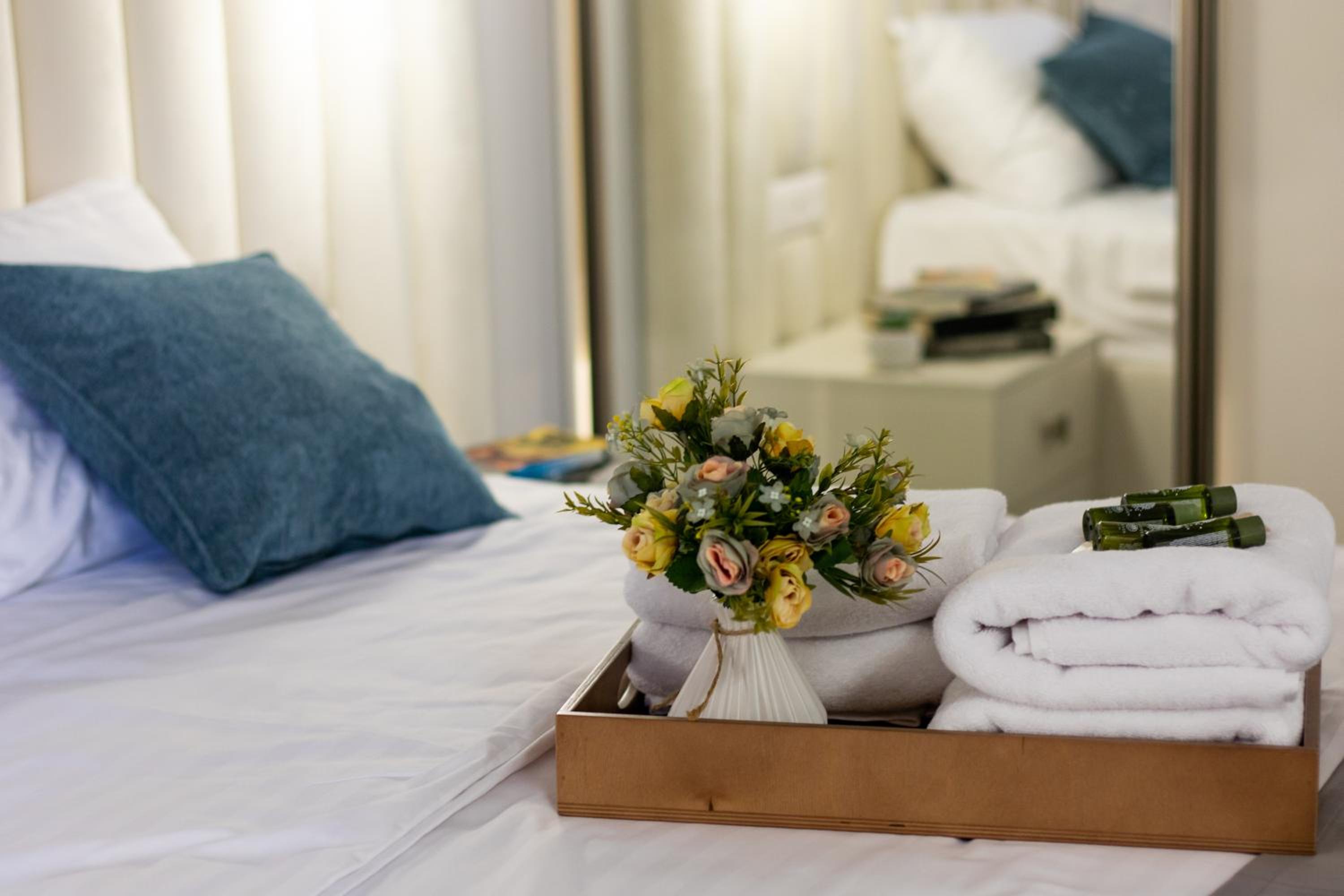 hotelise I Saryan Apartment