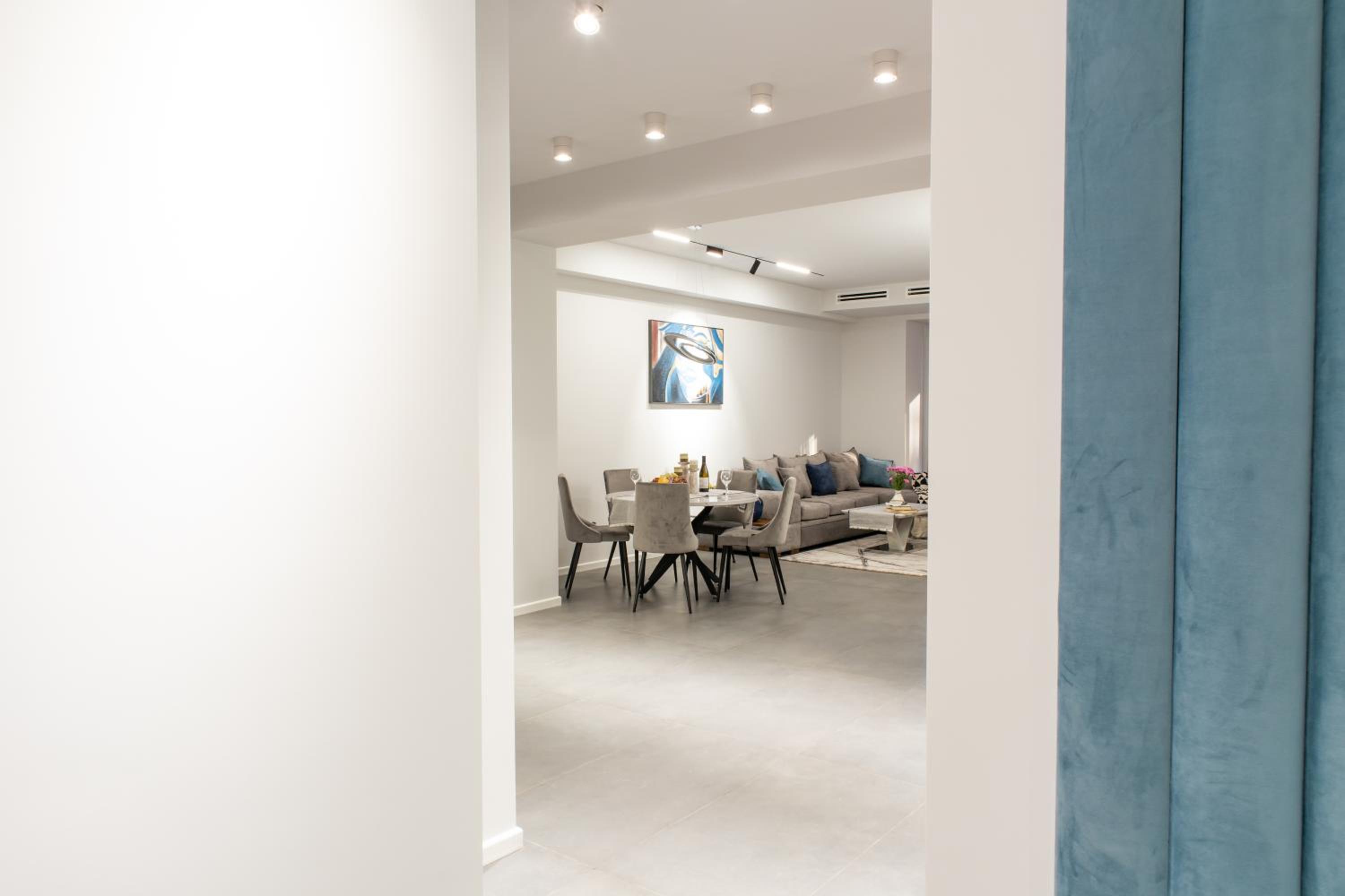 hotelise I Saryan Apartment
