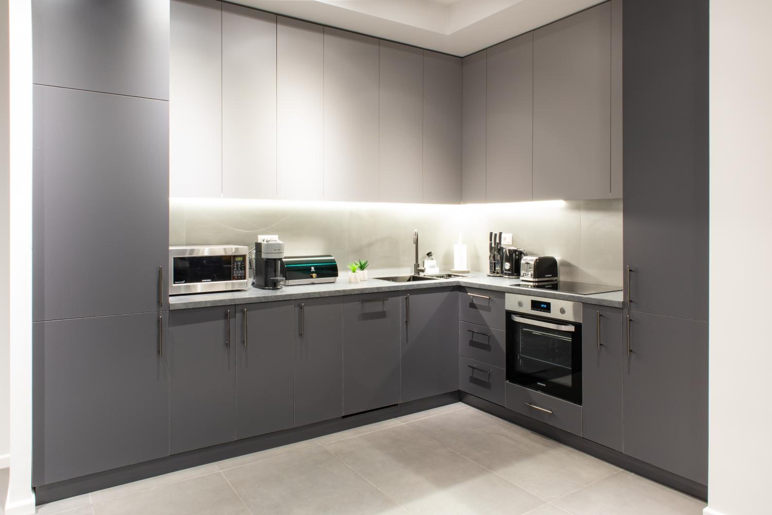 hotelise I Saryan Apartment