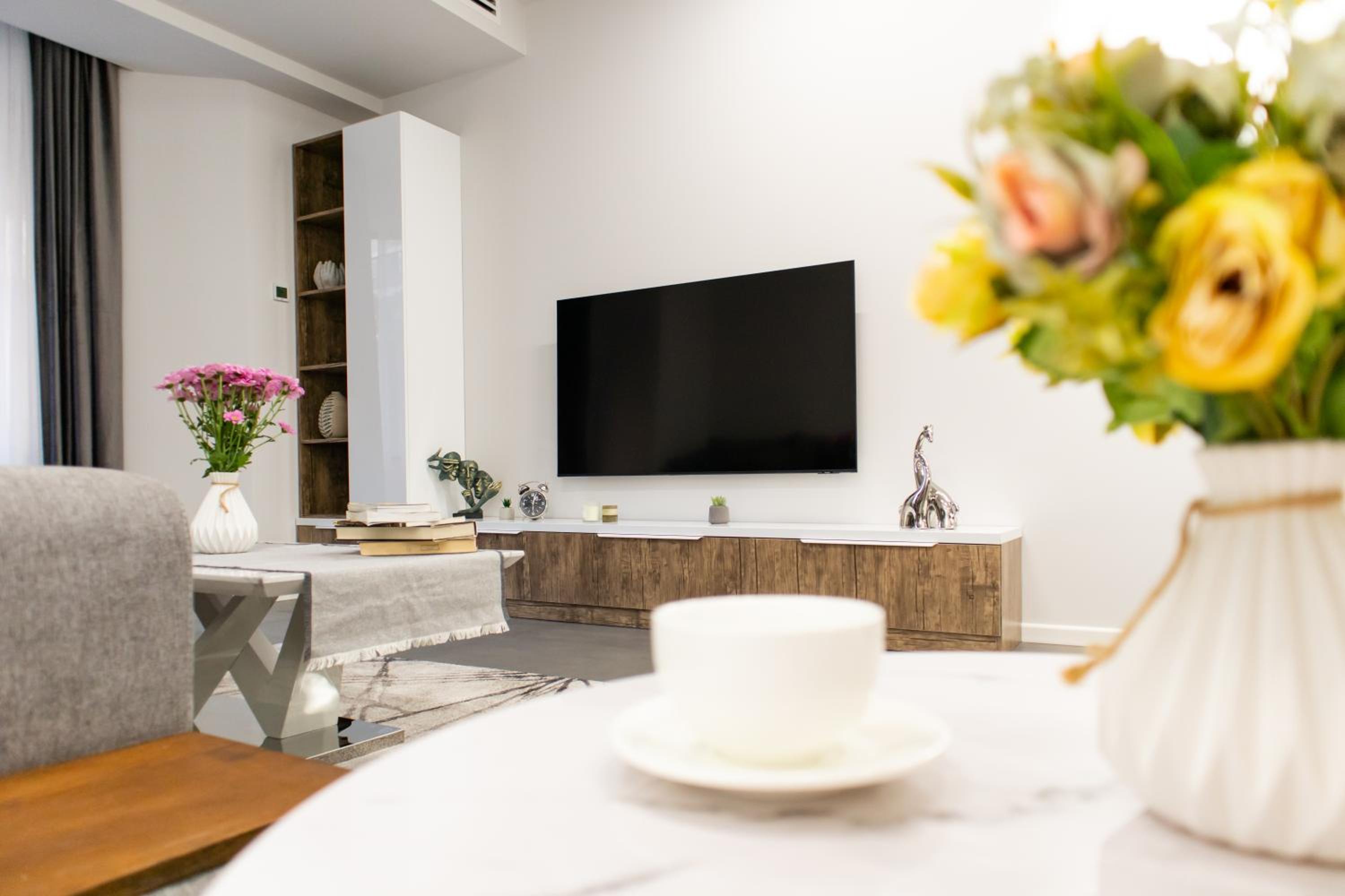 hotelise I Saryan Apartment