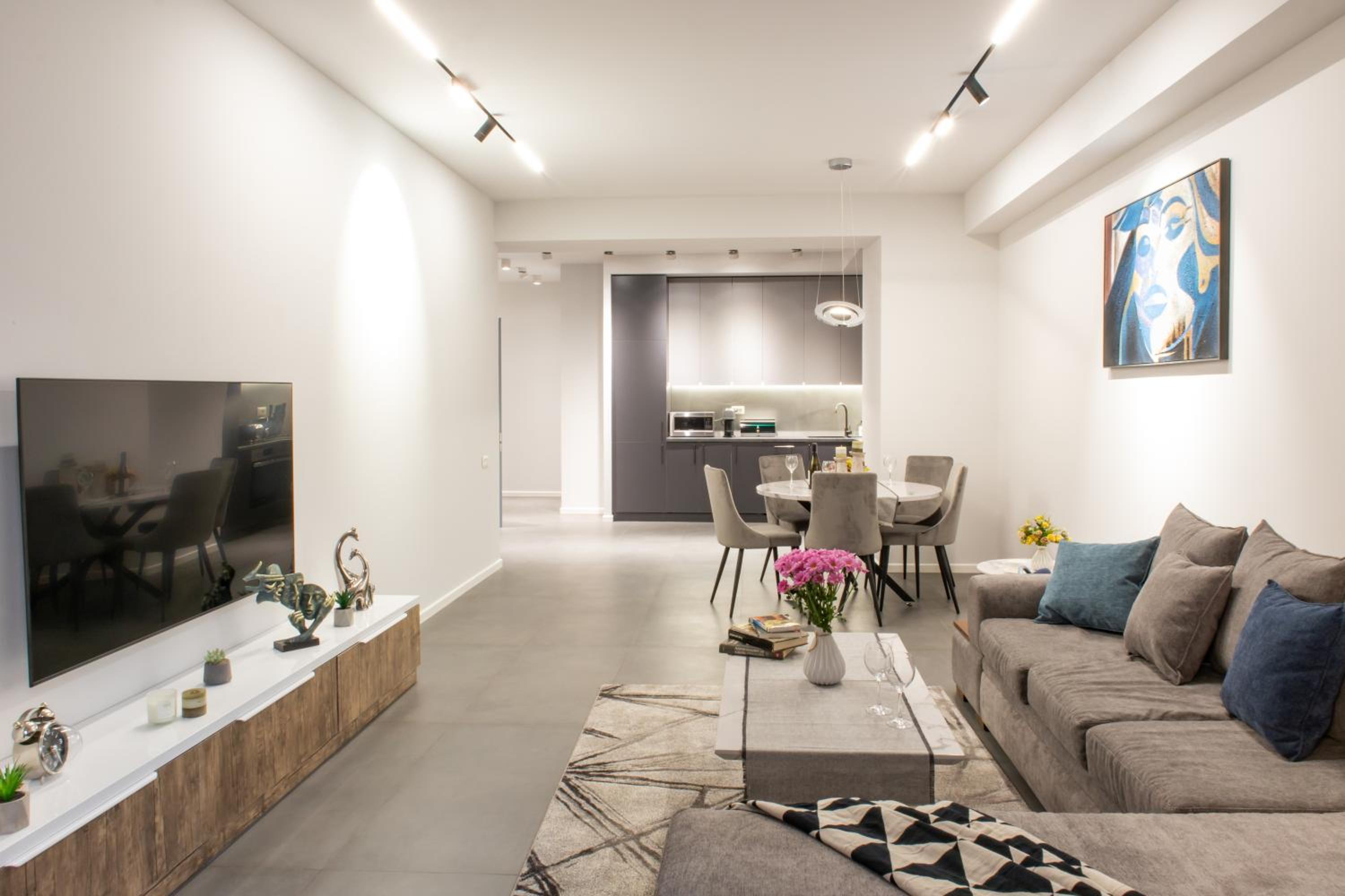 hotelise I Saryan Apartment