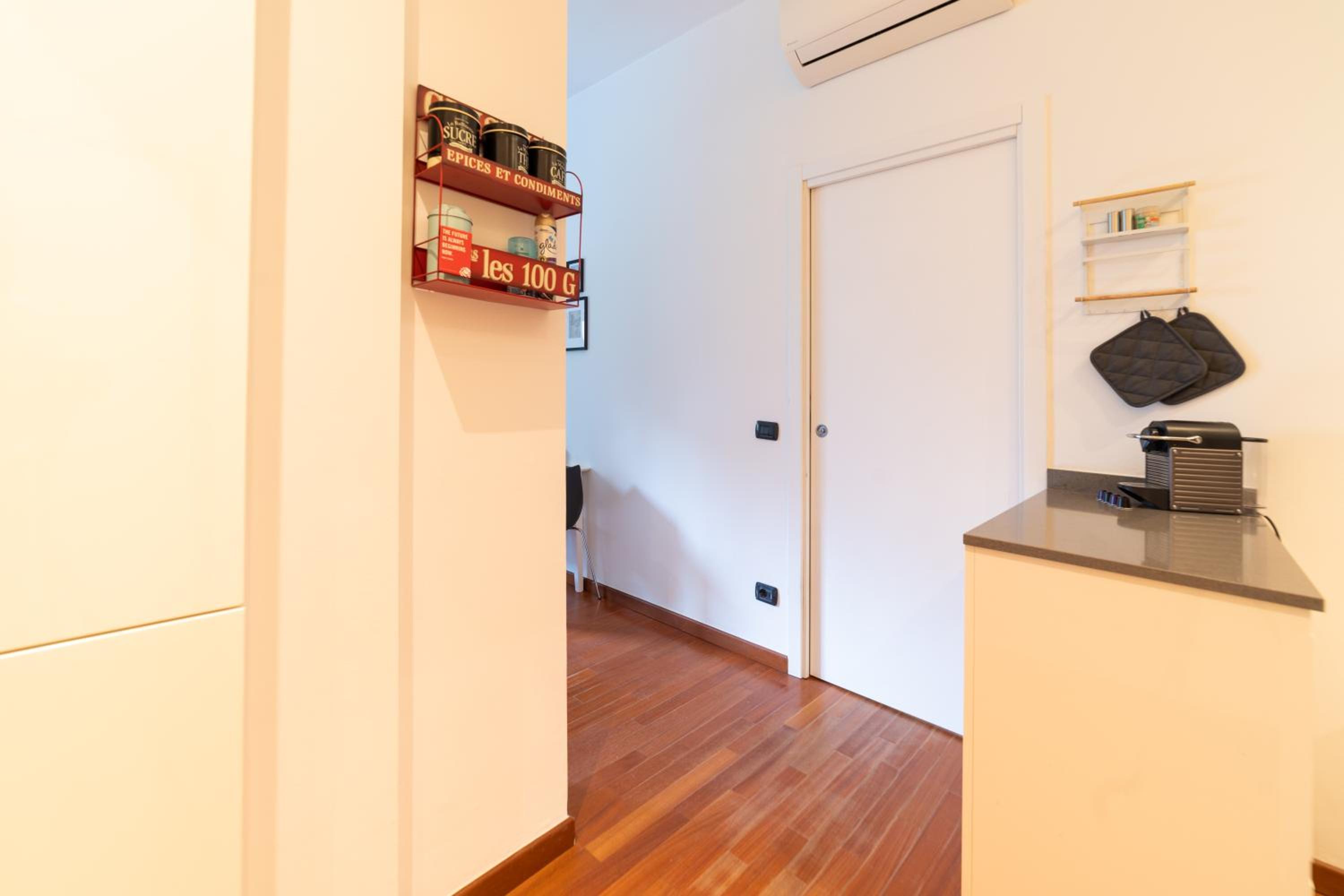CityLife-Fiera New Apartment - WiFi & Netflix