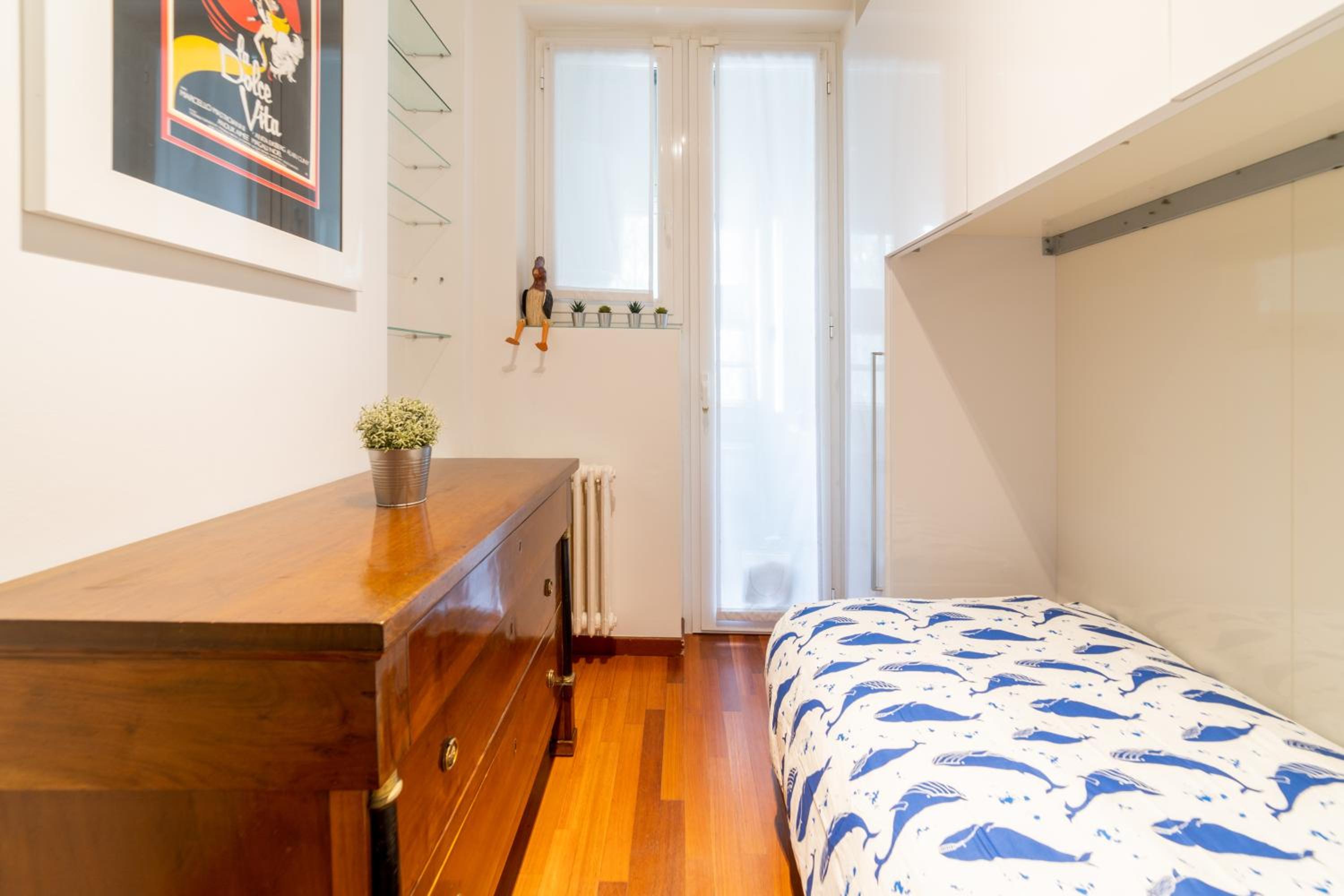 CityLife-Fiera New Apartment - WiFi & Netflix