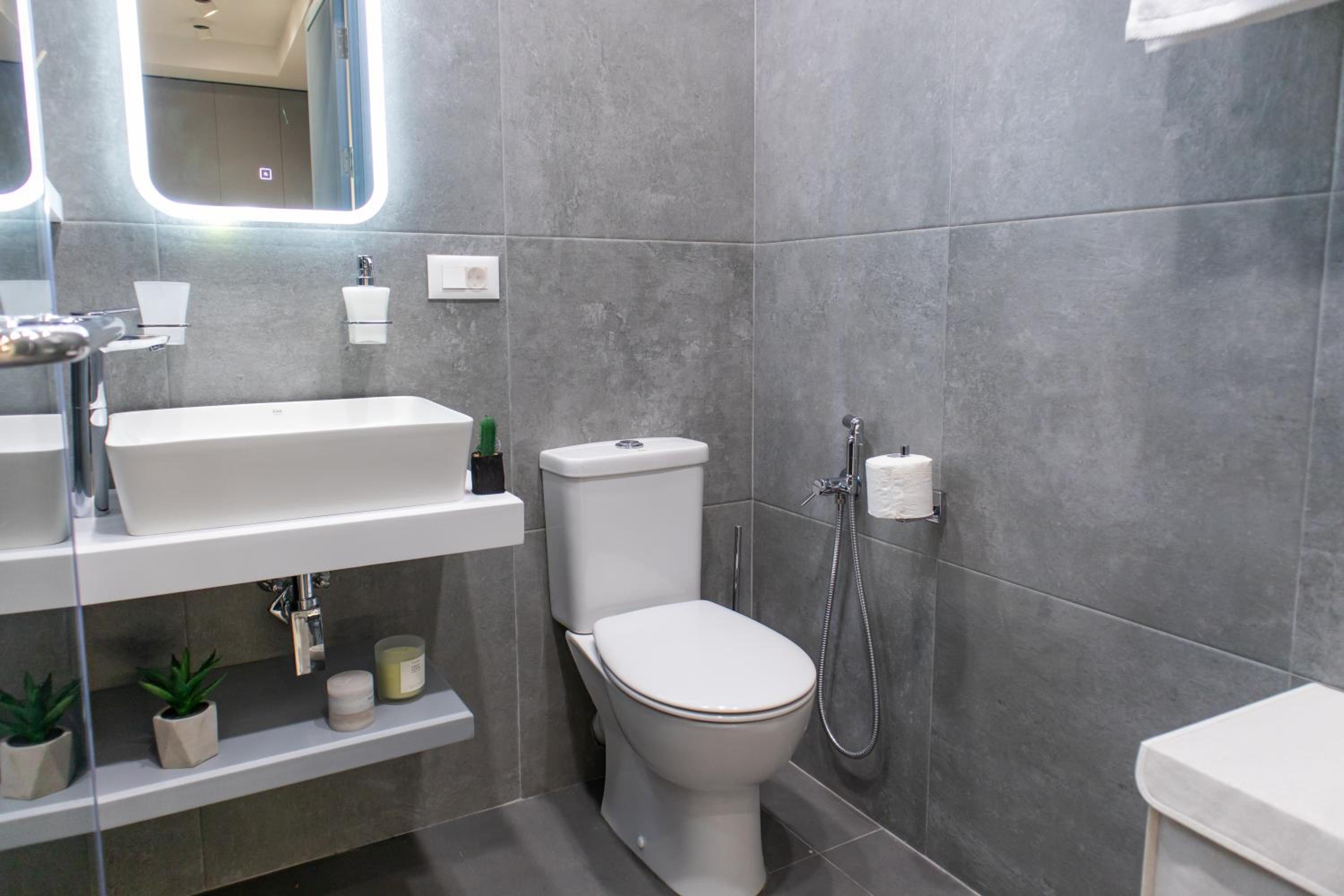 hotelise I Saryan Apartment