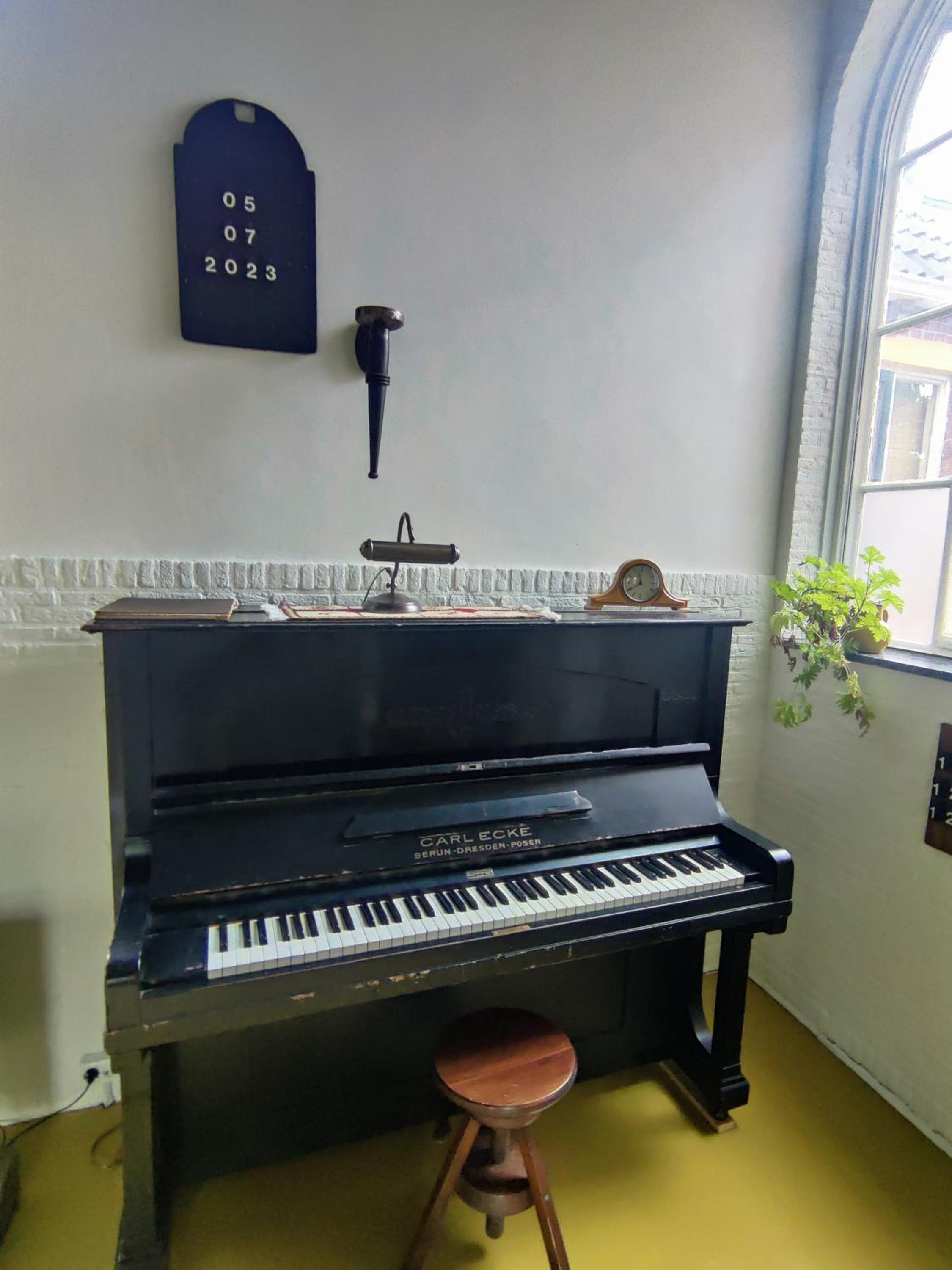Photo 25