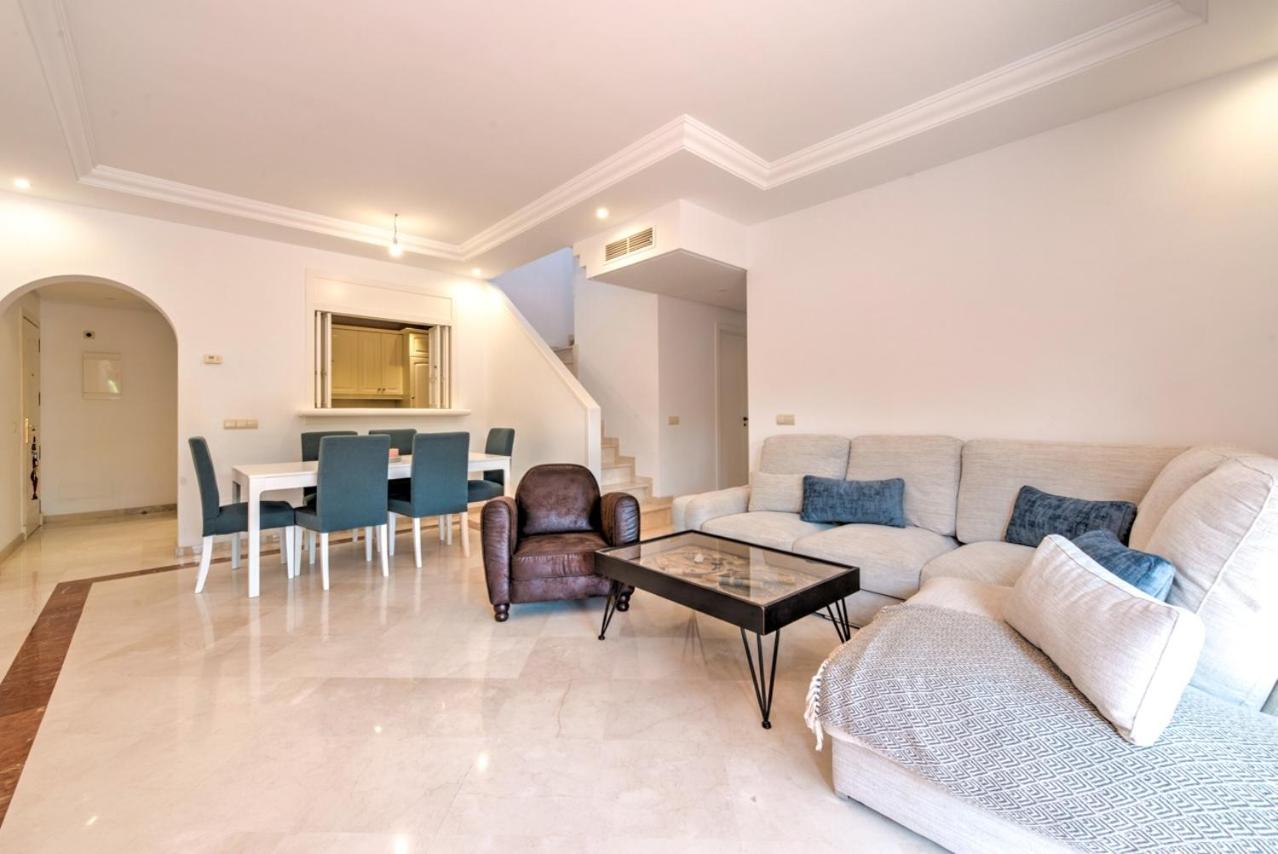 Luxury penthouse in Jardines de Don Carlos