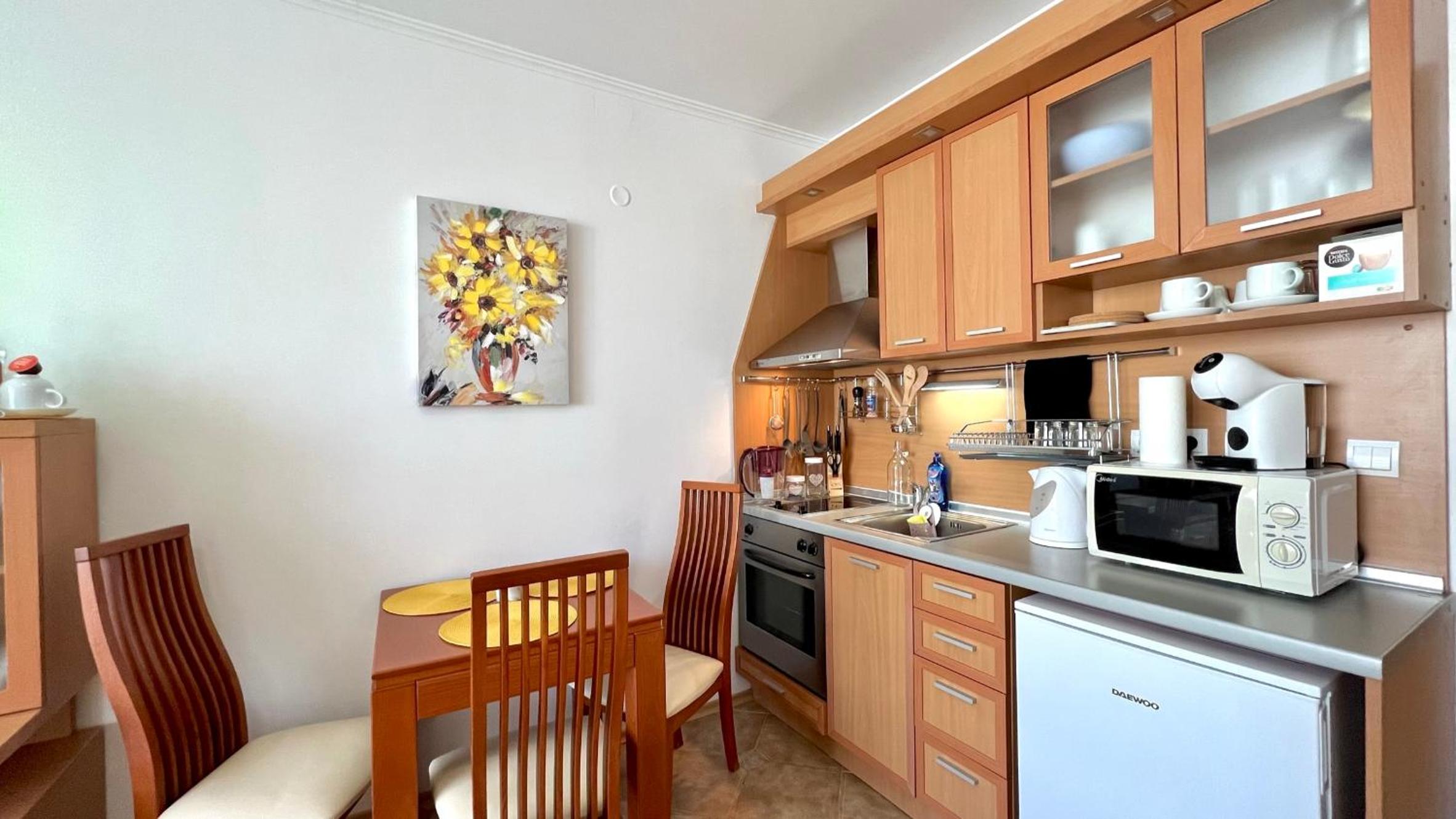 Bratanov Central Plaza apartments