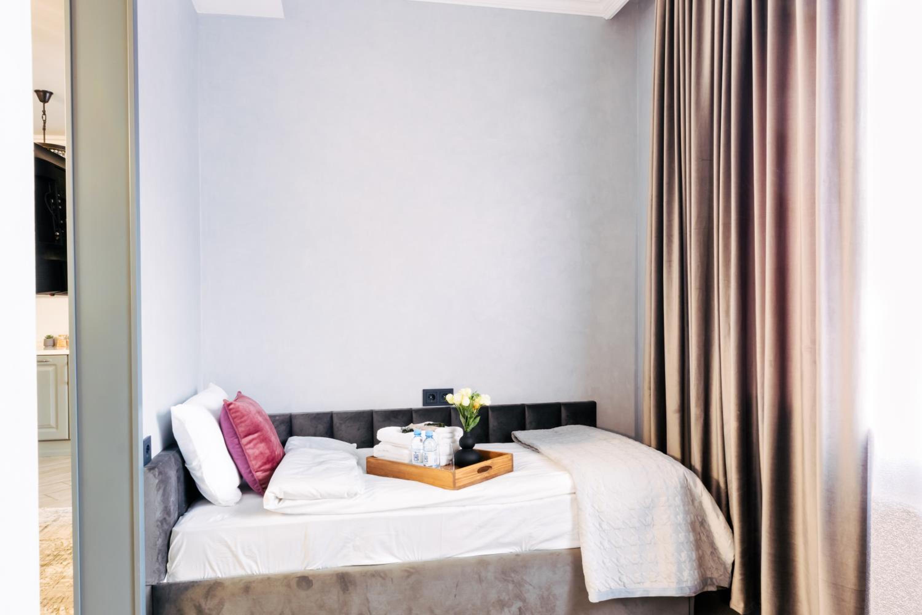 hotelise I Sketch Apartment