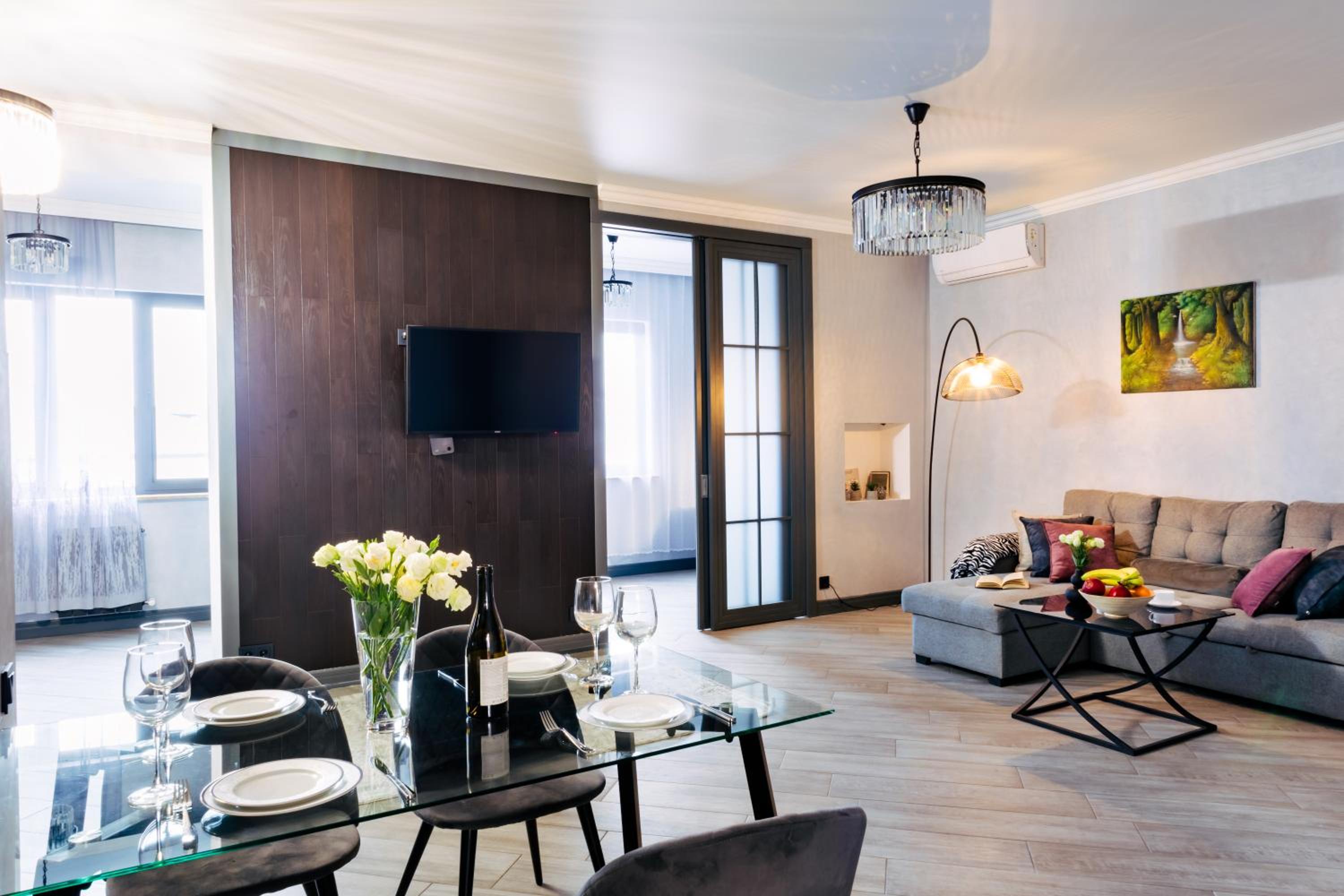 hotelise I Sketch Apartment