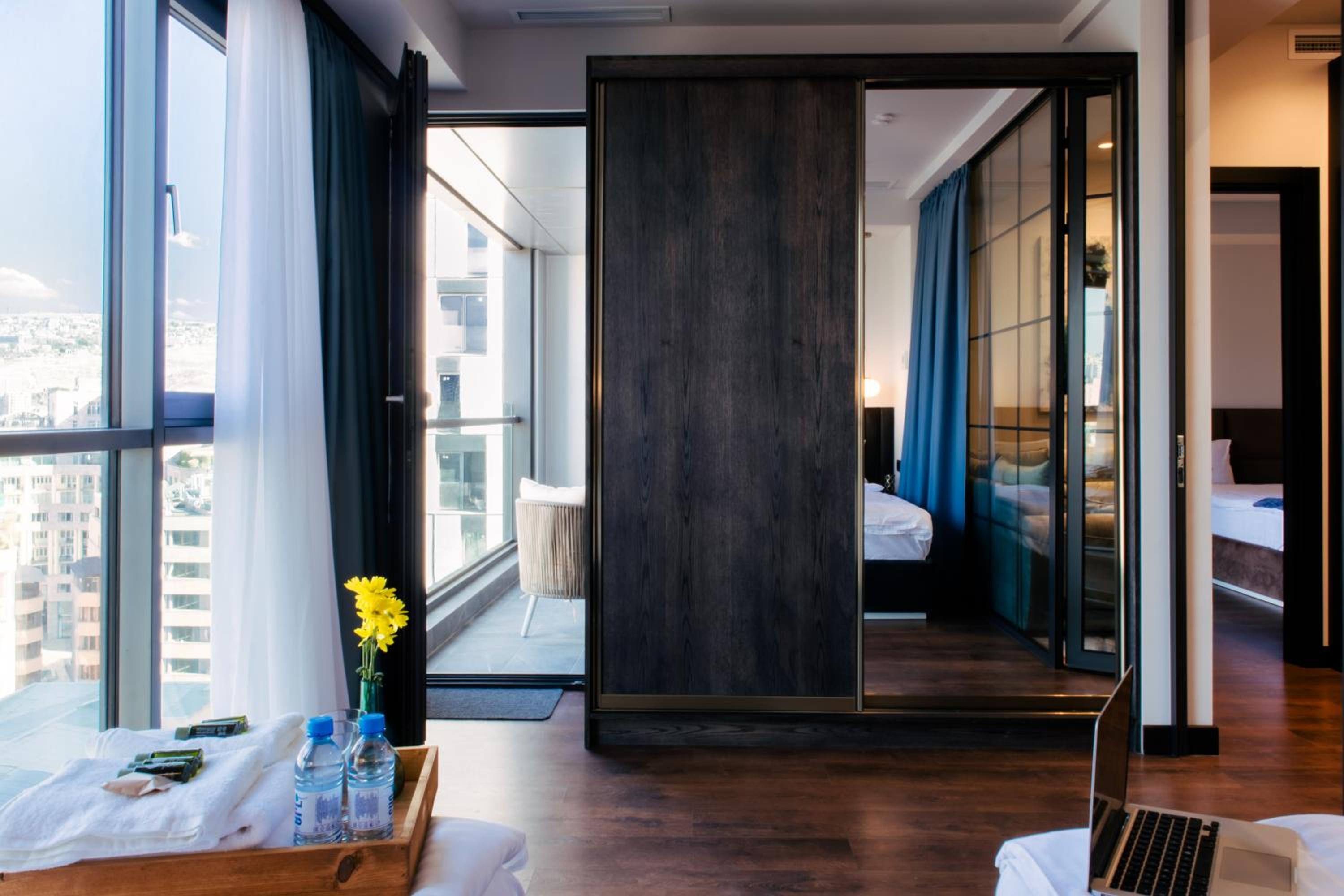 hotelise I SkyGarden Apartment