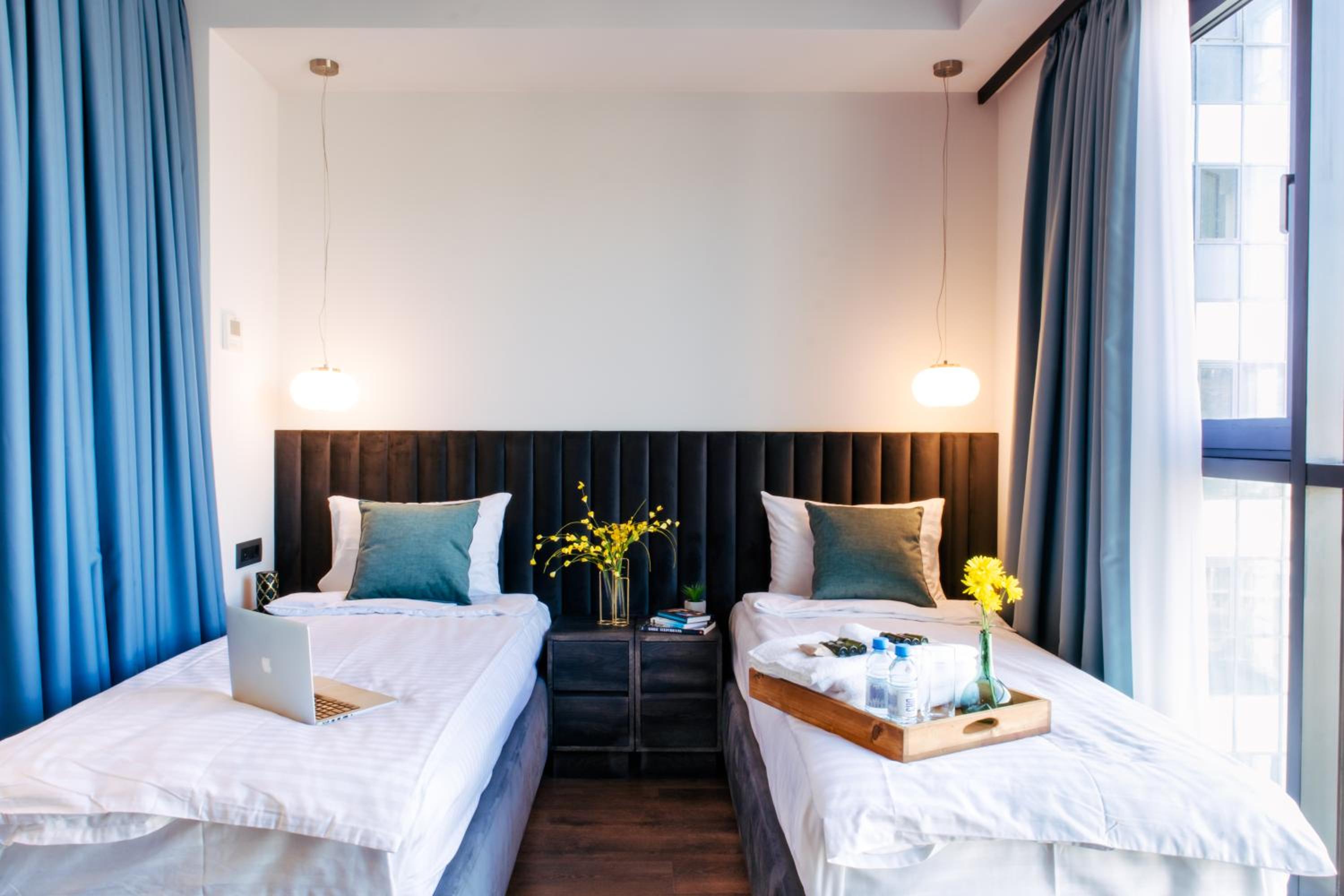 hotelise I SkyGarden Apartment
