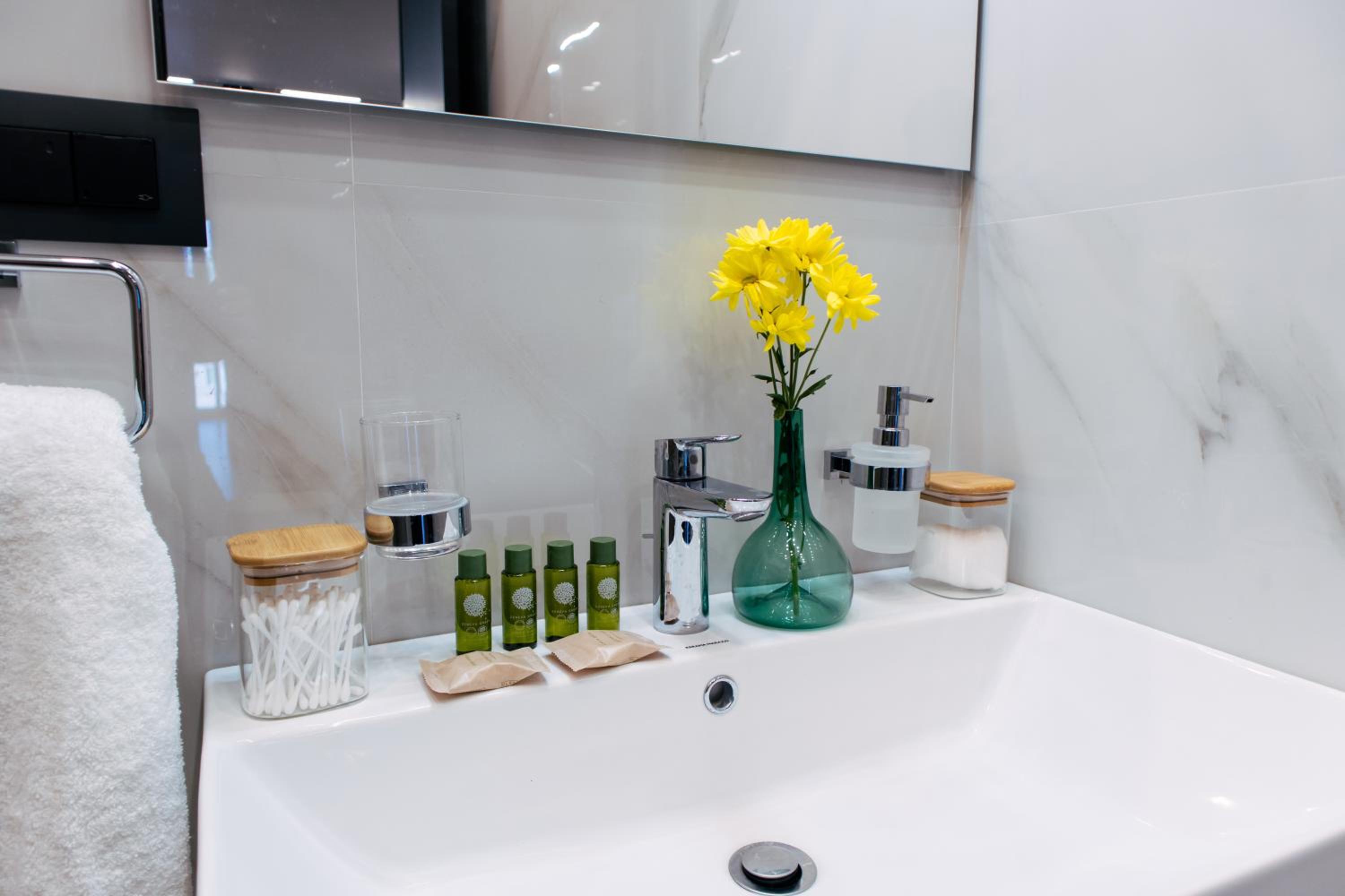 hotelise I SkyGarden Apartment