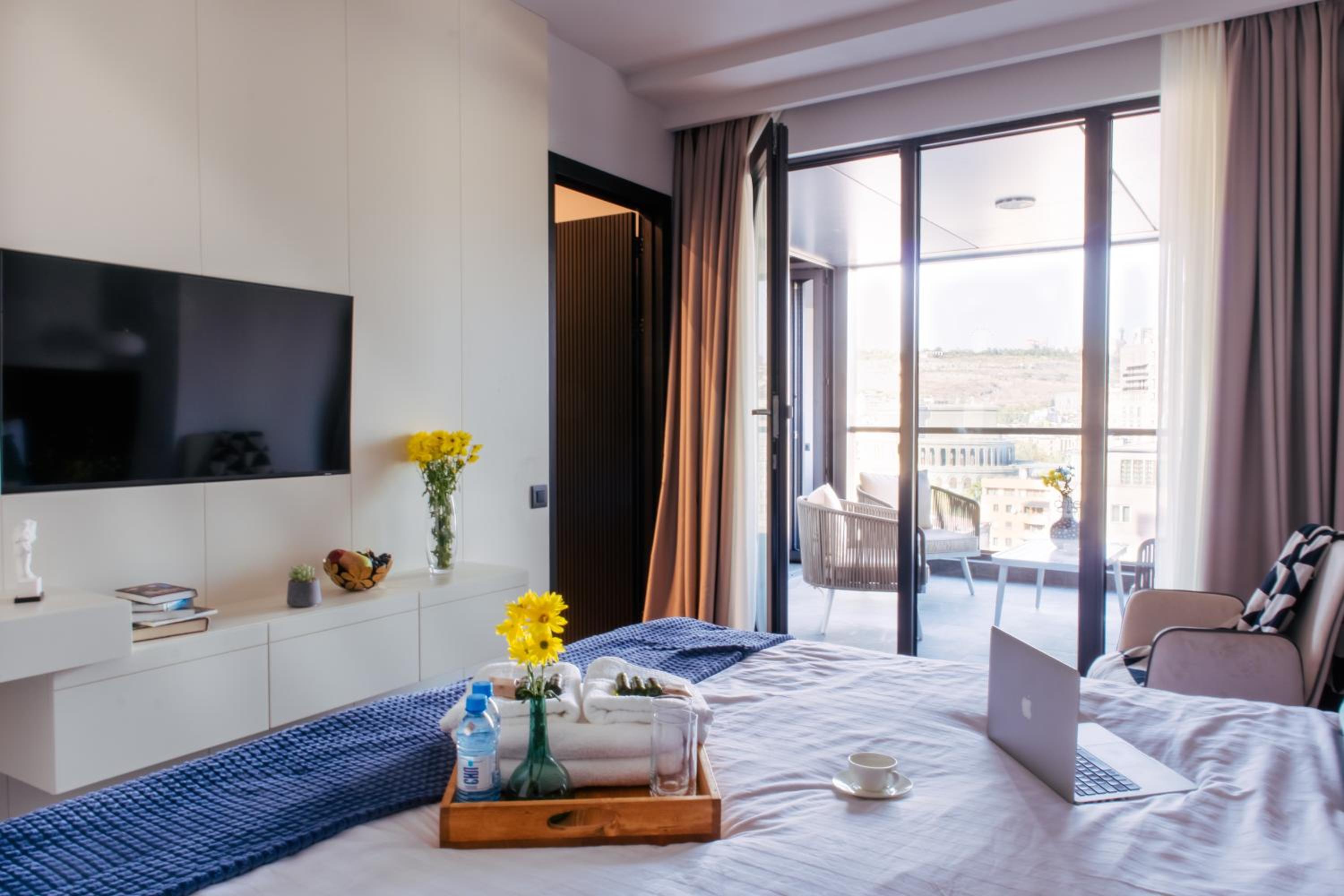 hotelise I SkyGarden Apartment