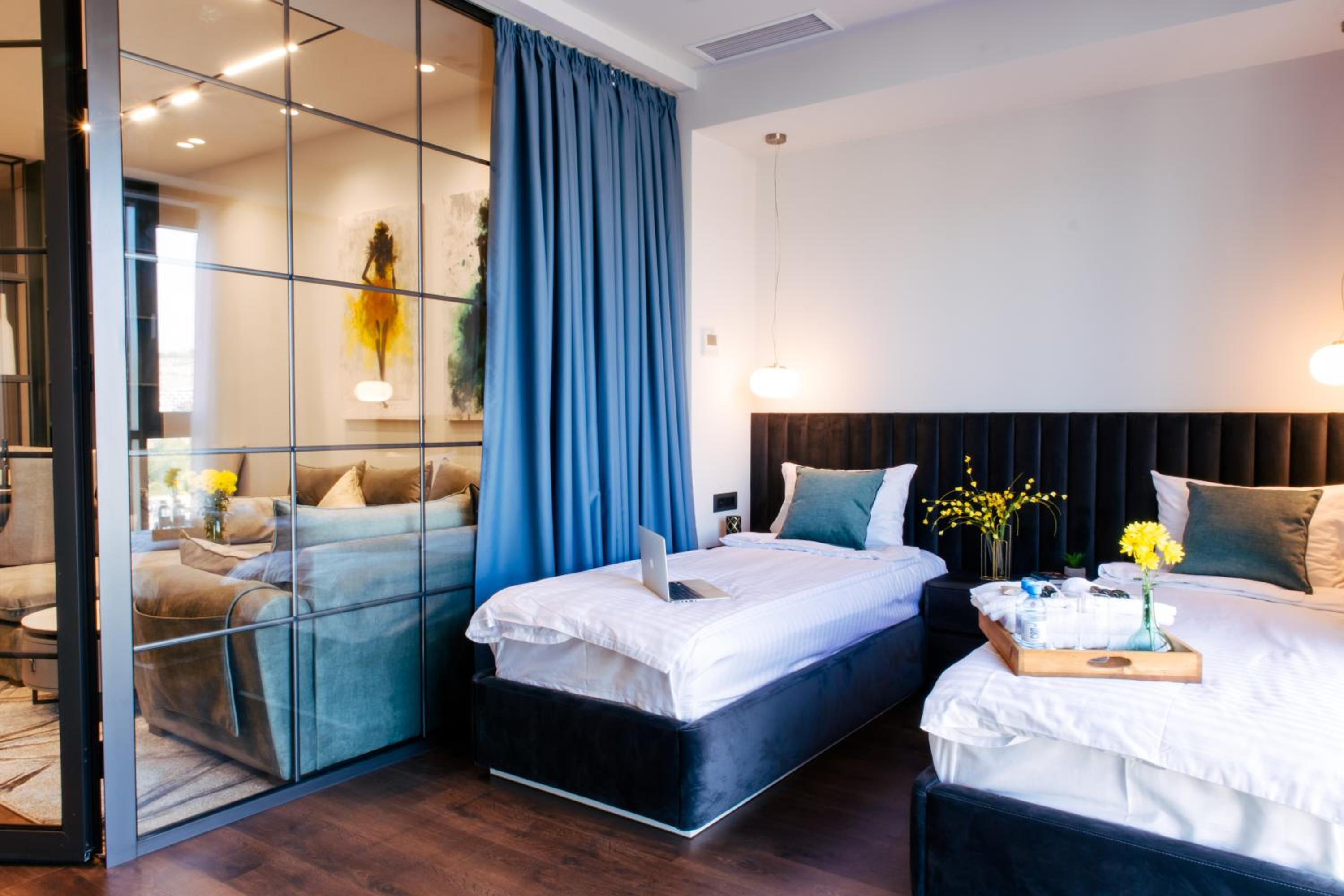 hotelise I SkyGarden Apartment