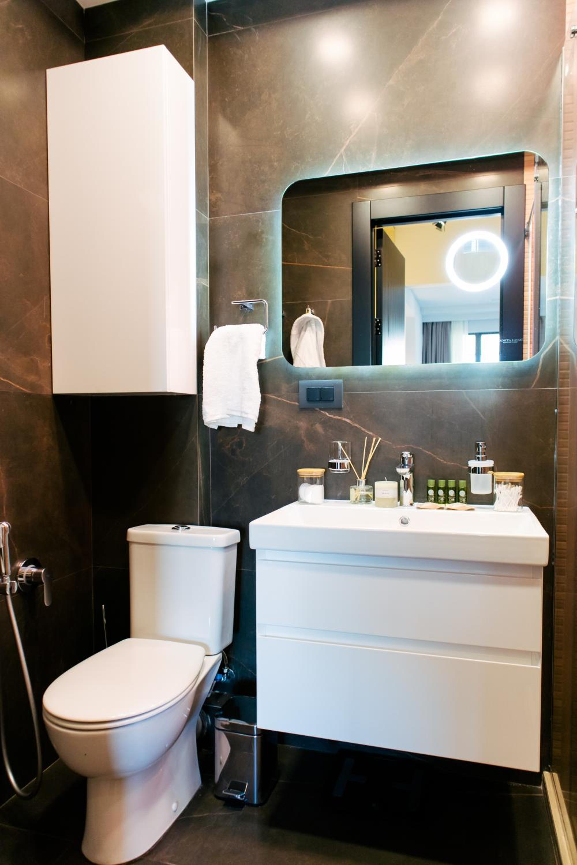hotelise I SkyGarden Apartment