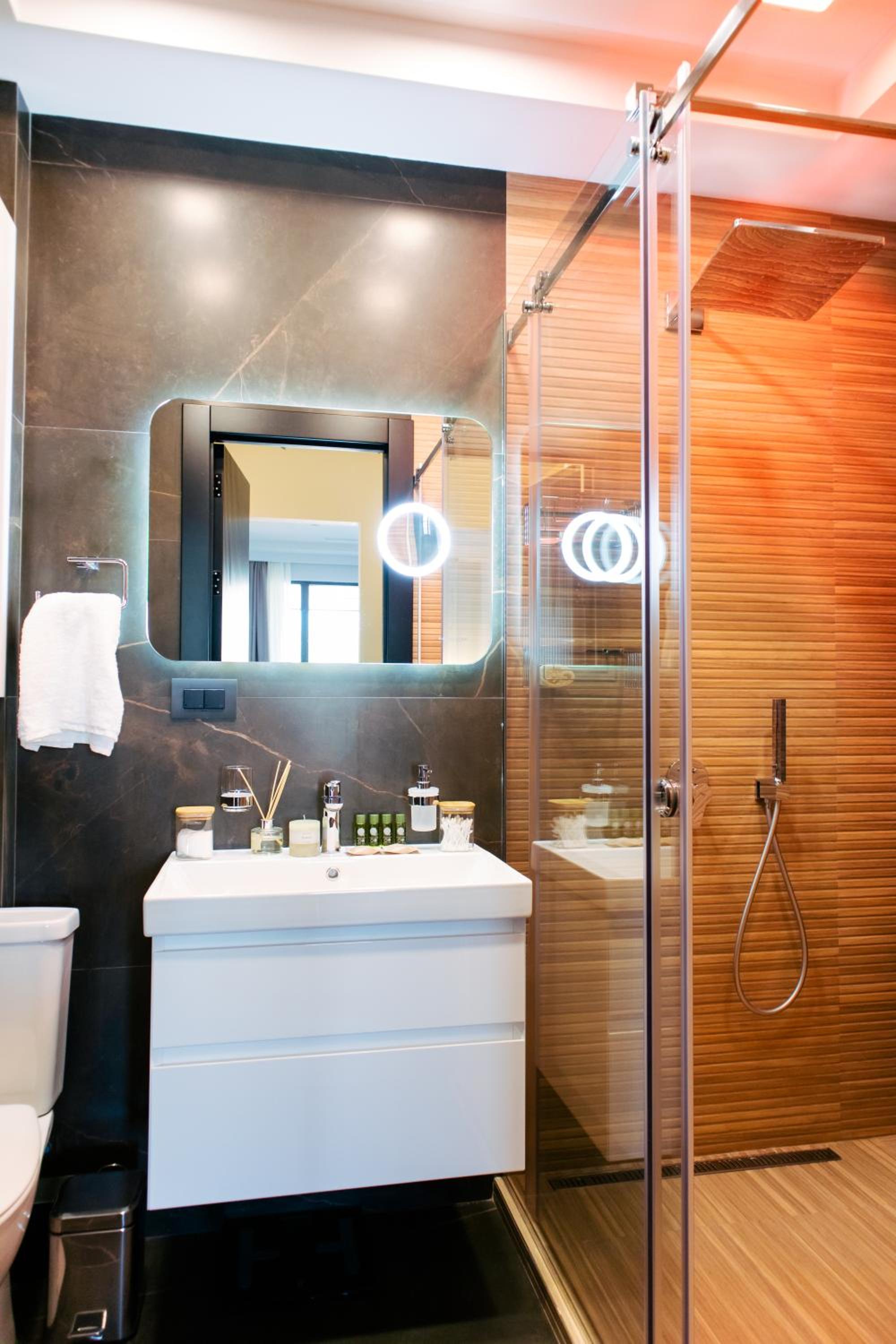 hotelise I SkyGarden Apartment