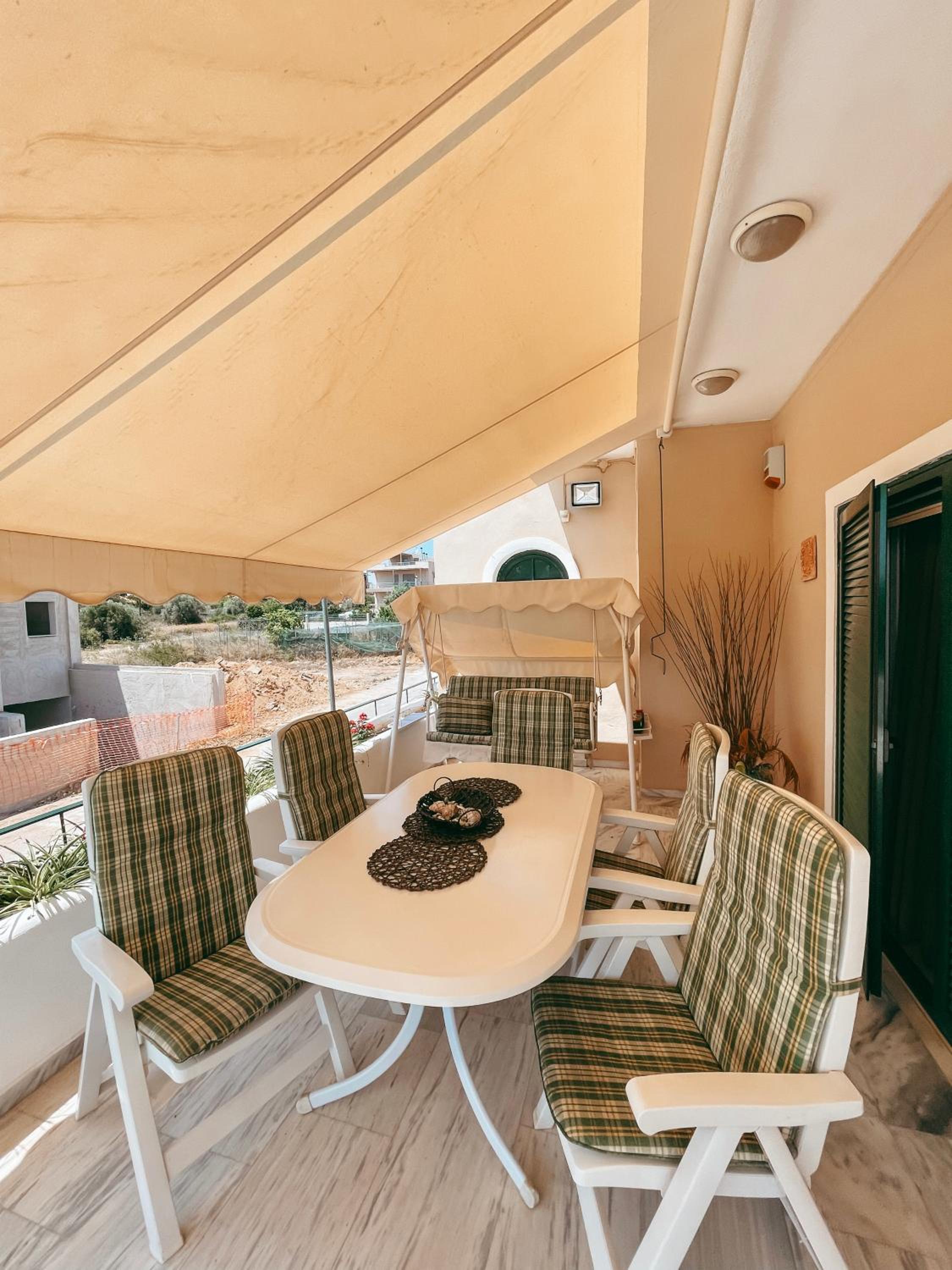 Almare House near Airport